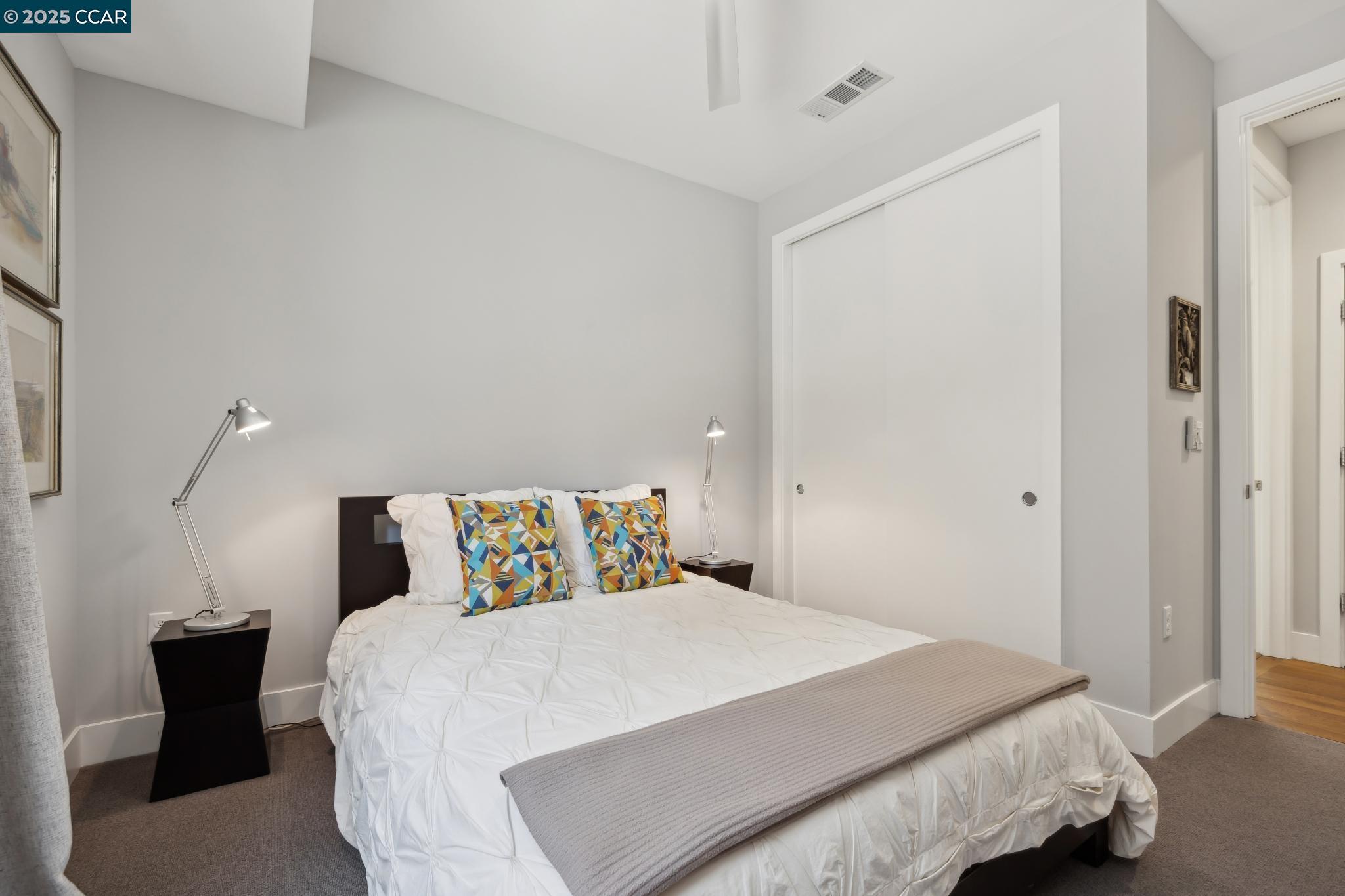 962 Mountain View Dr