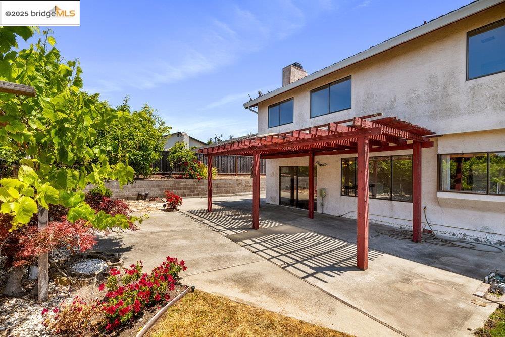 3649 Black Feather Dr