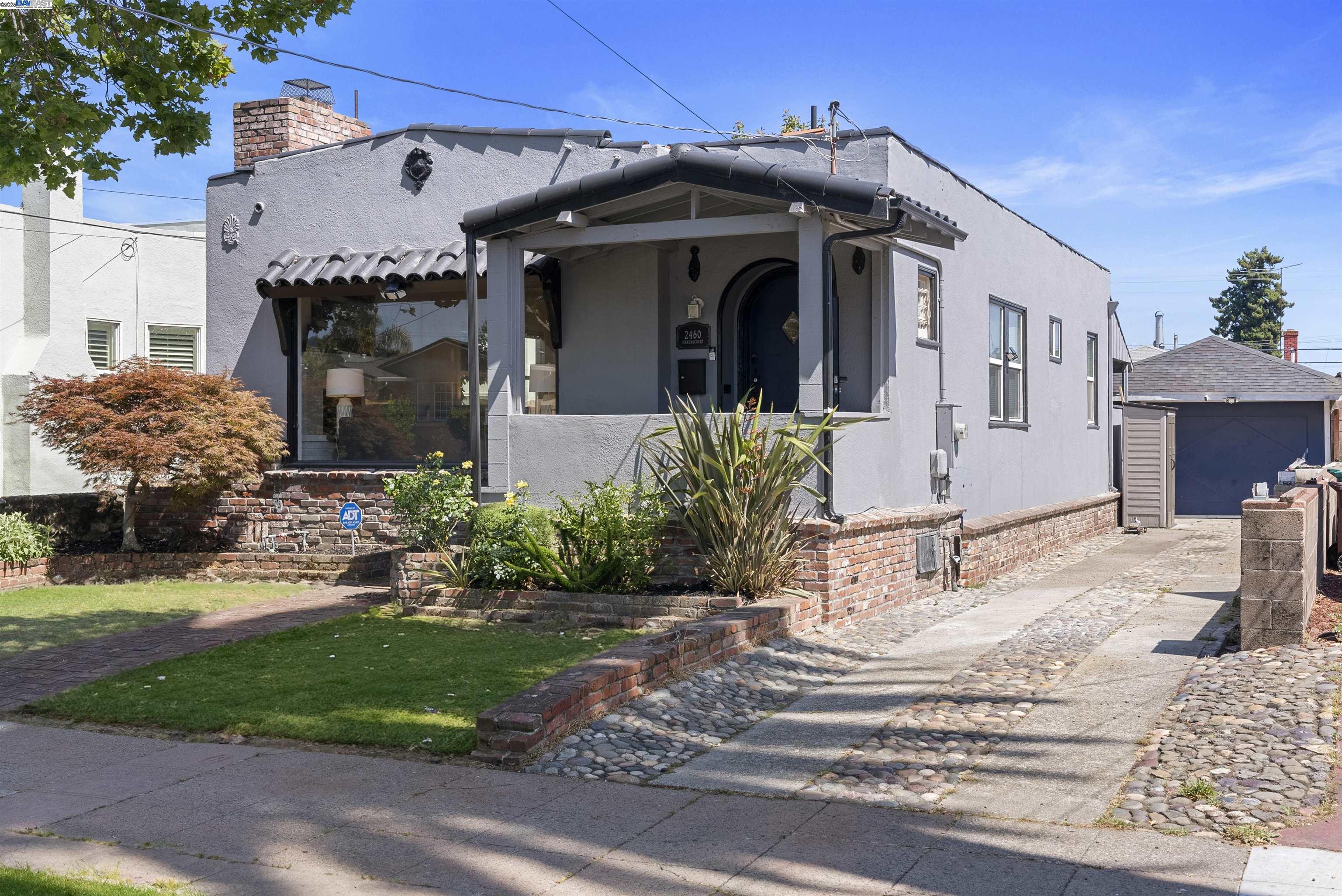 2460 Havenscourt Blvd