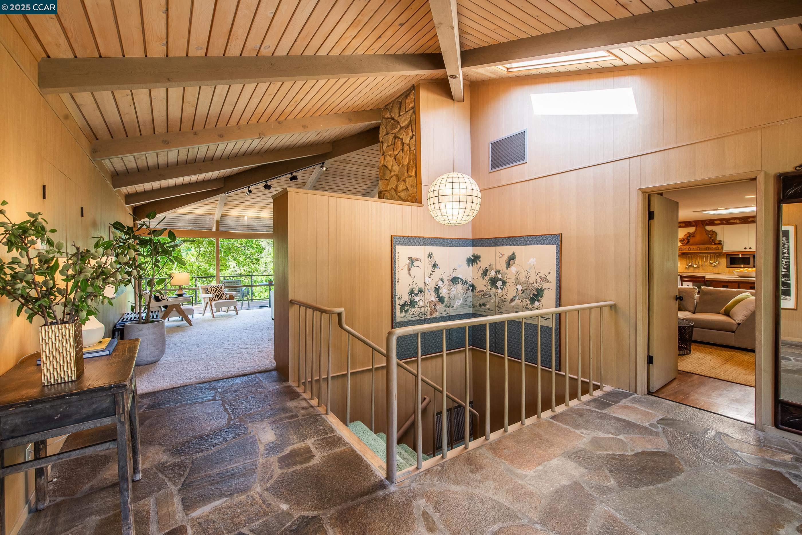 71 Silverwood Dr