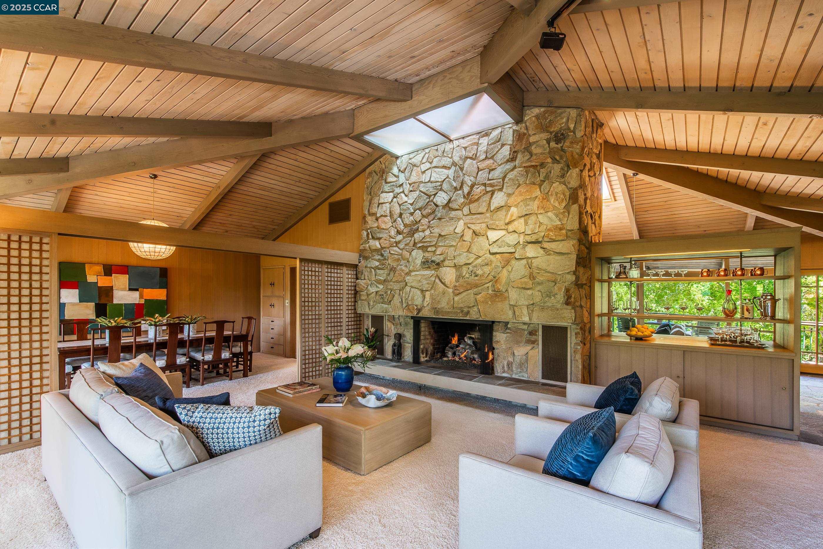 71 Silverwood Dr