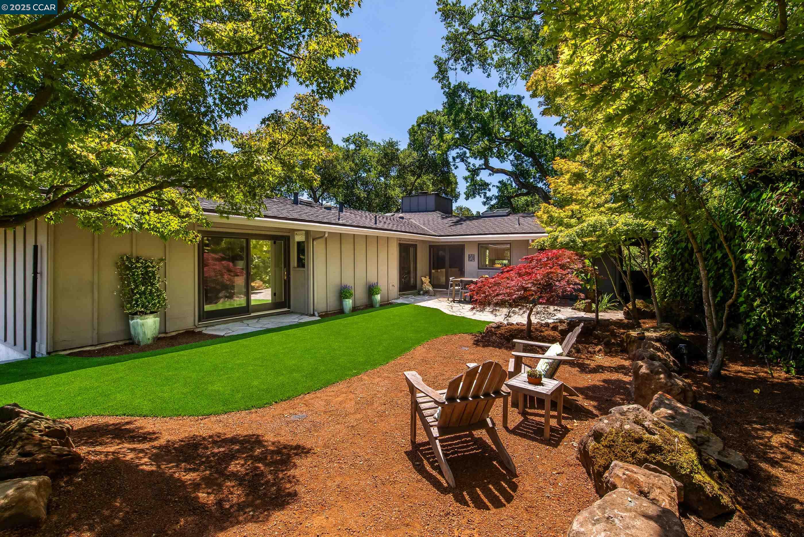 71 Silverwood Dr
