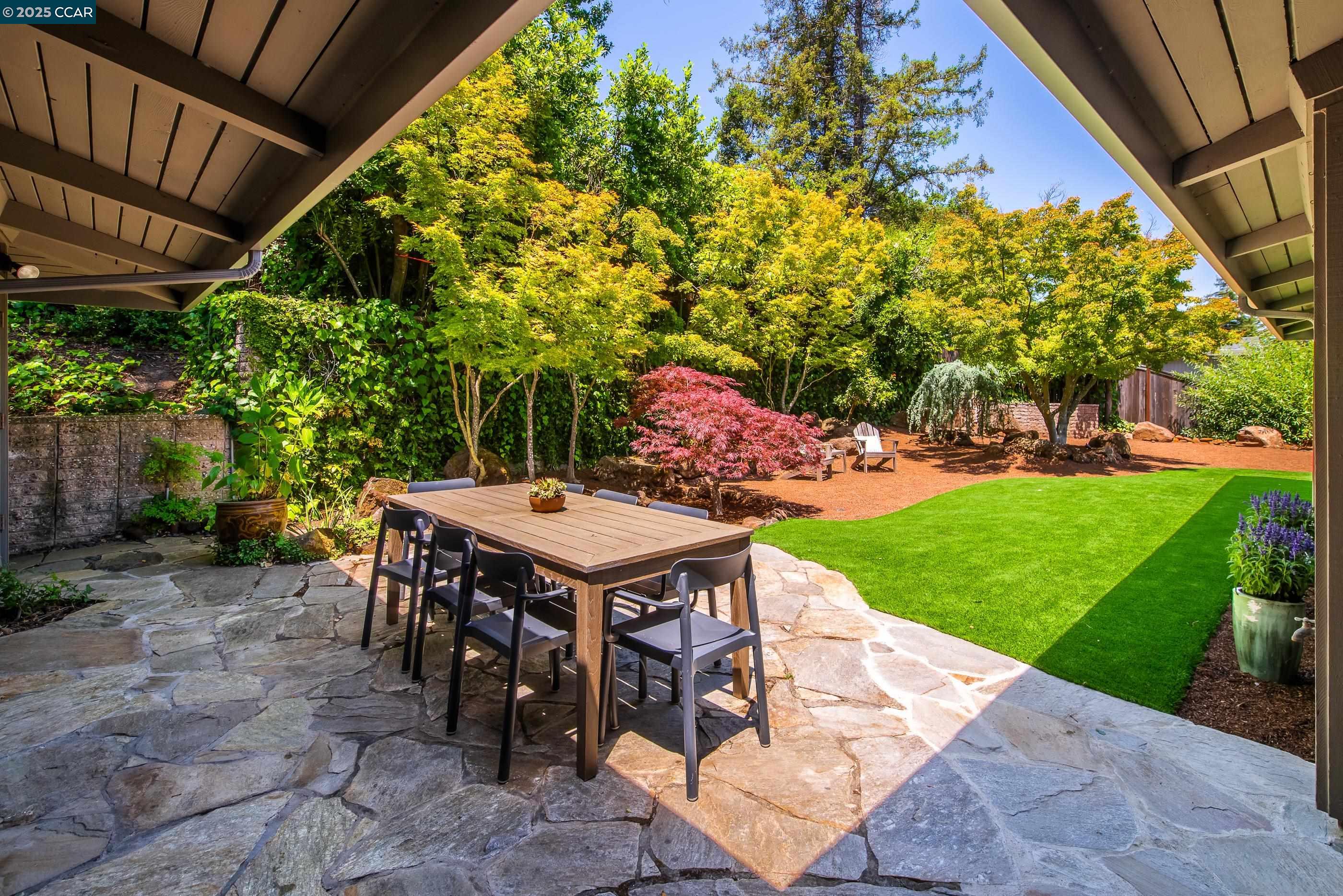 71 Silverwood Dr