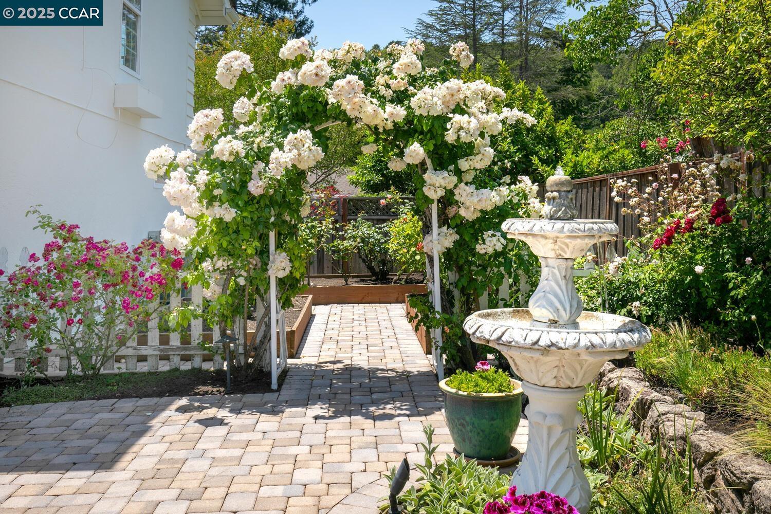 127 Brookfield Dr