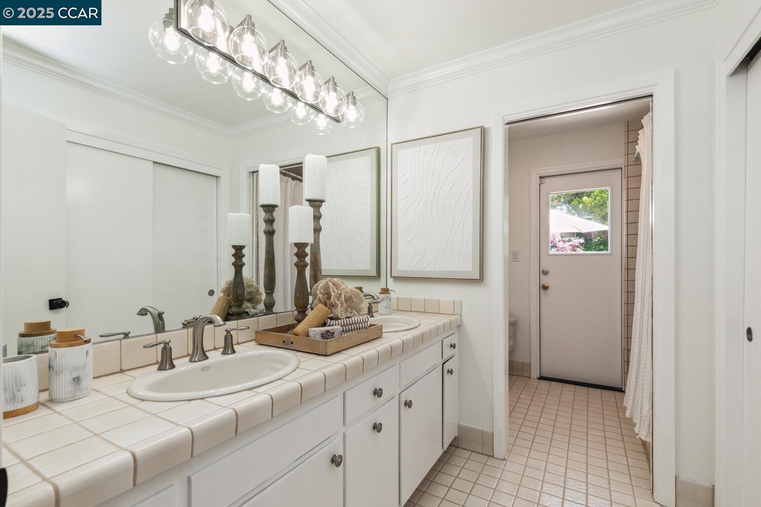 127 Brookfield Dr