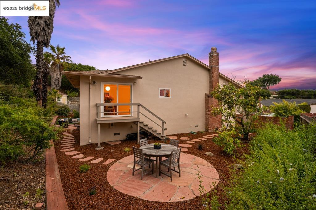 21 Maggiora Ct