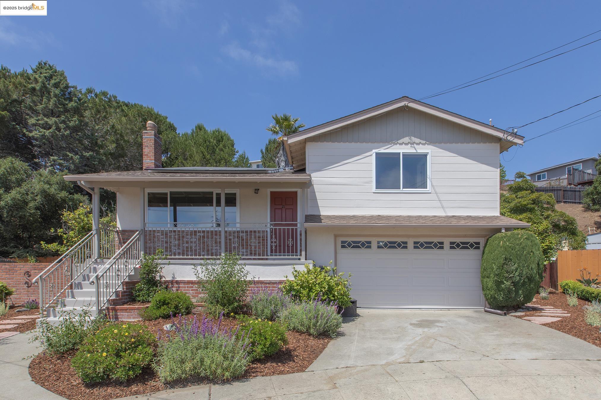 21 Maggiora Ct