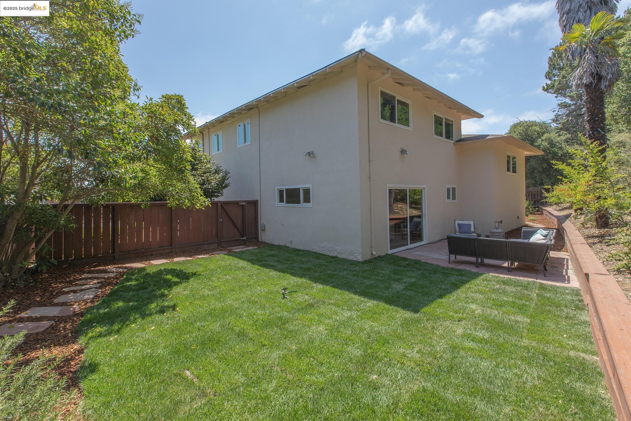21 Maggiora Ct