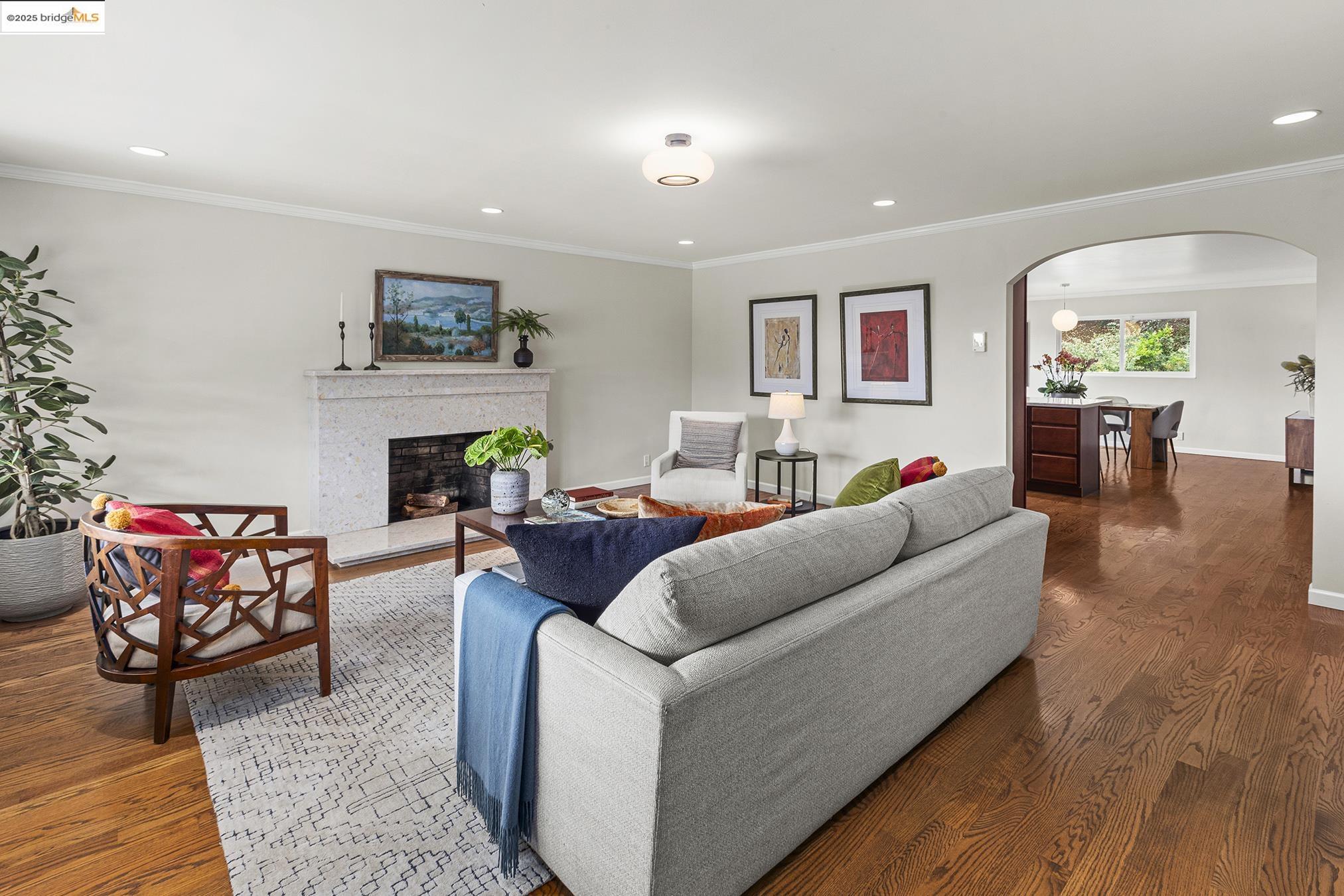 21 Maggiora Ct