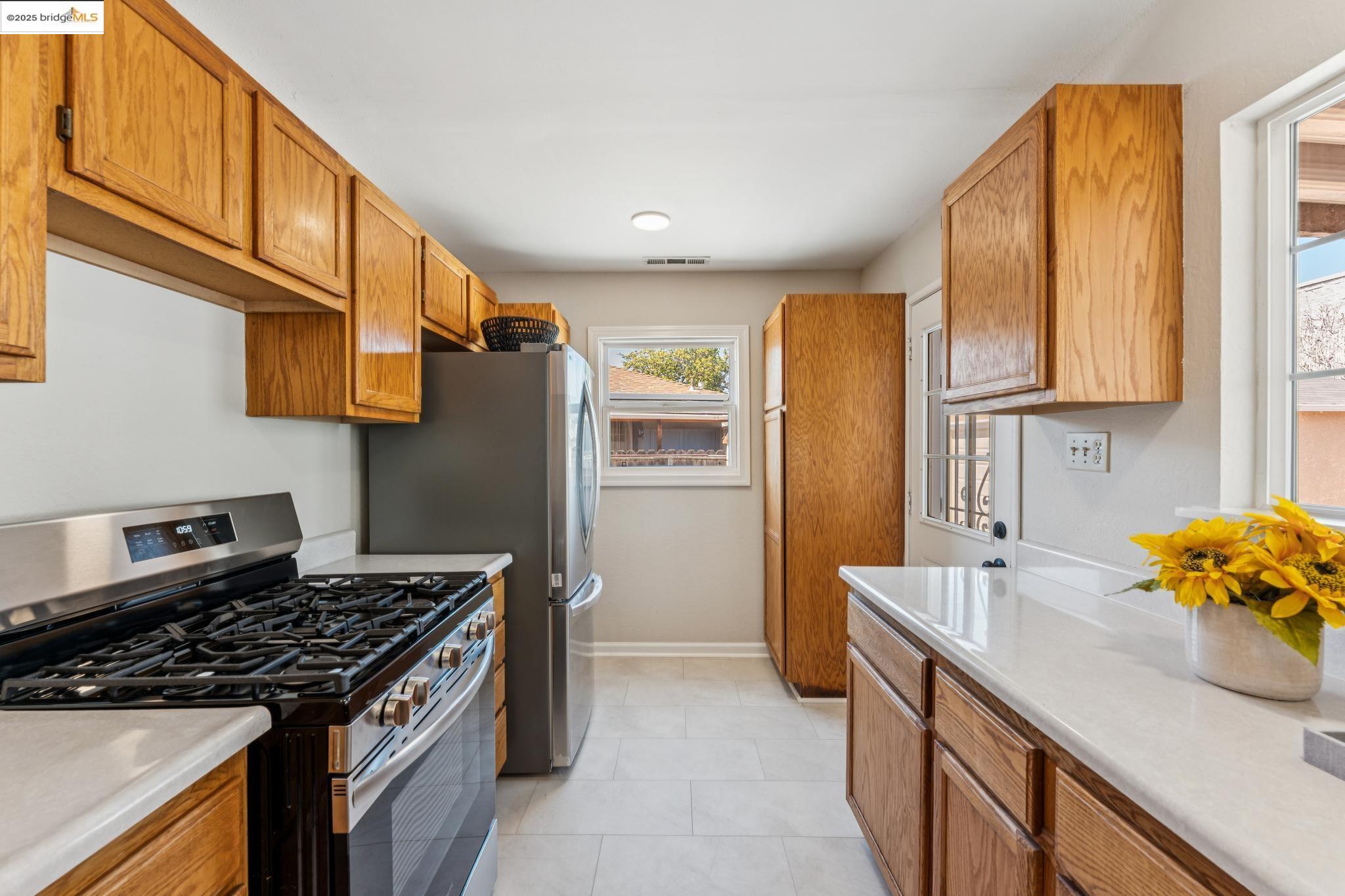 1068 Dillo St.