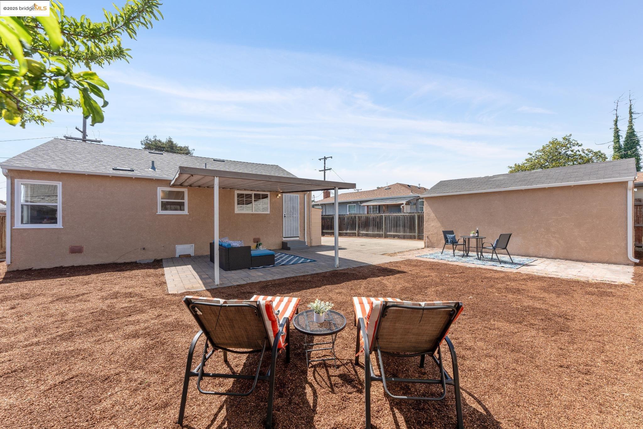 1068 Dillo St.