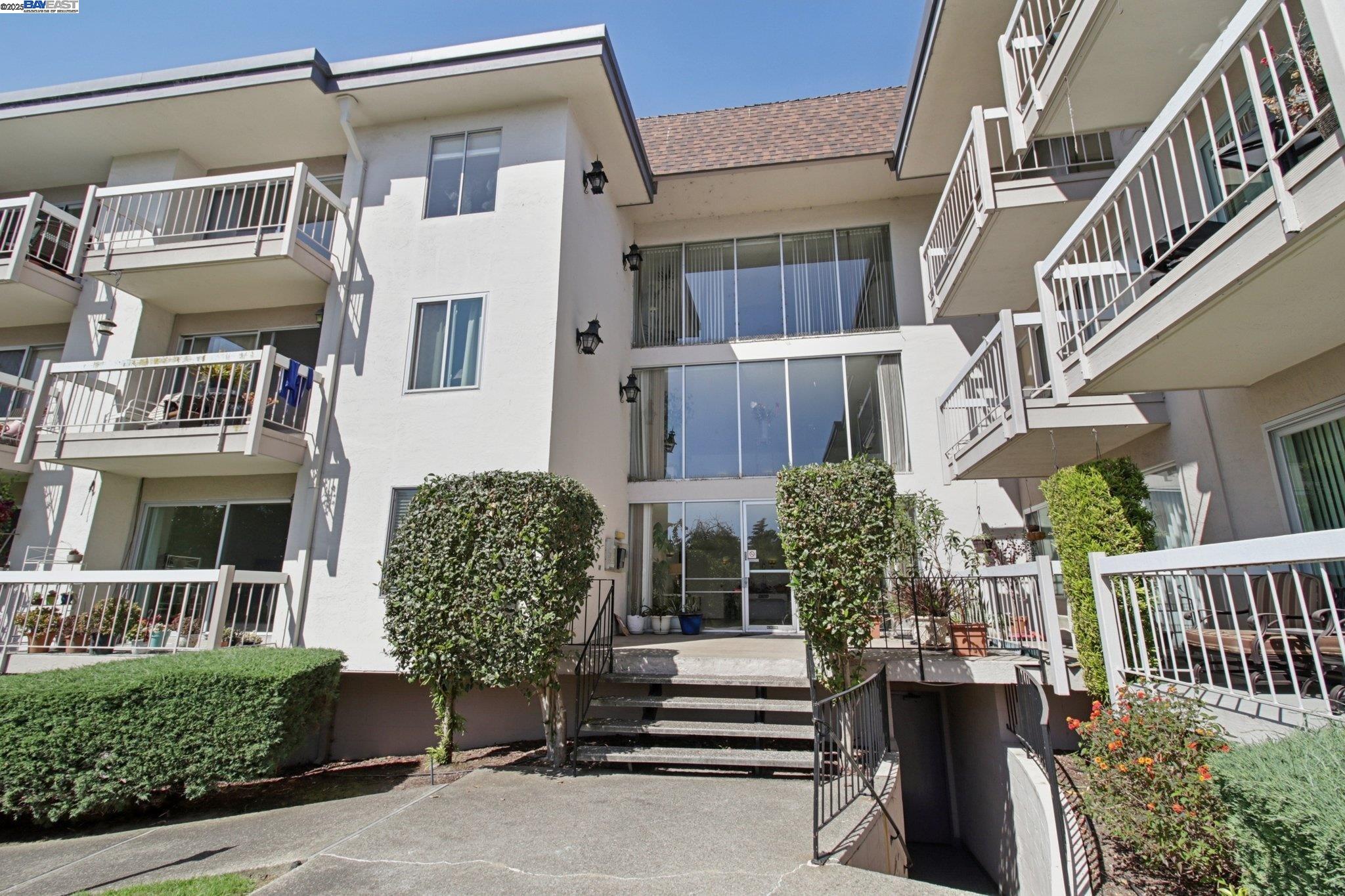 950 Shorepoint Ct # 307