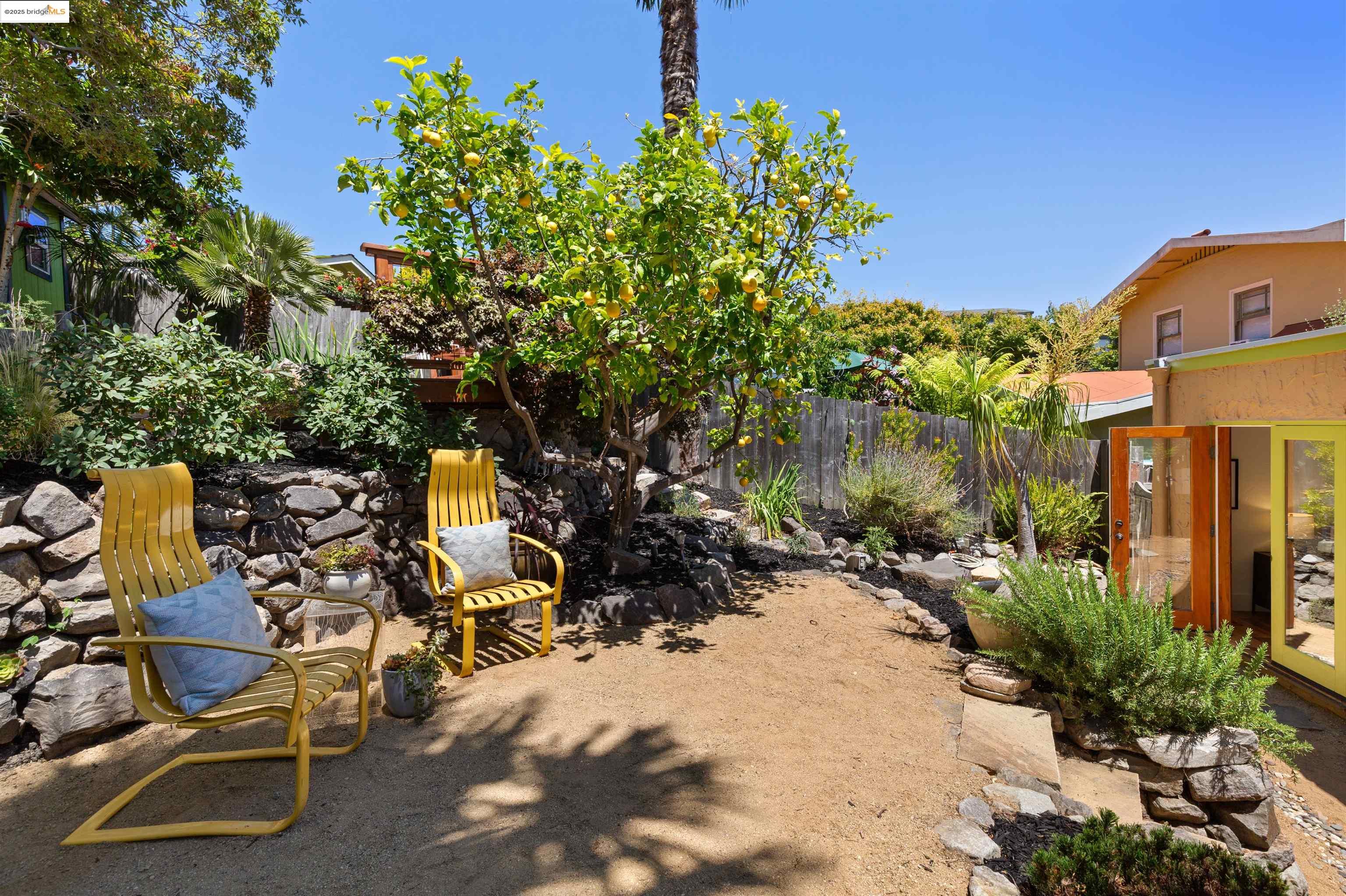 712 Santa Ray Avenue