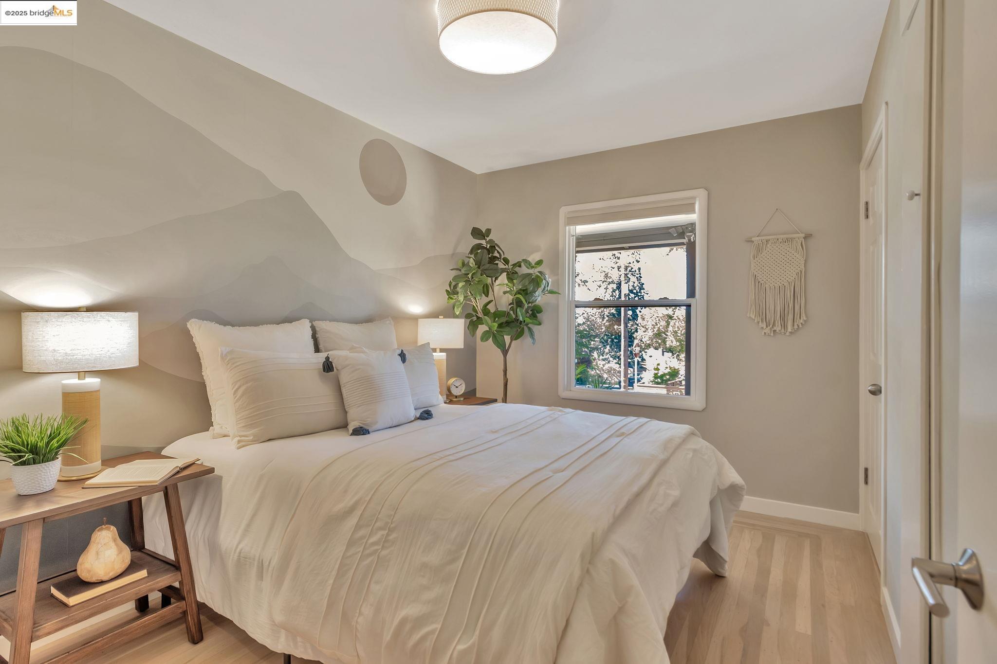 4053 Huntington