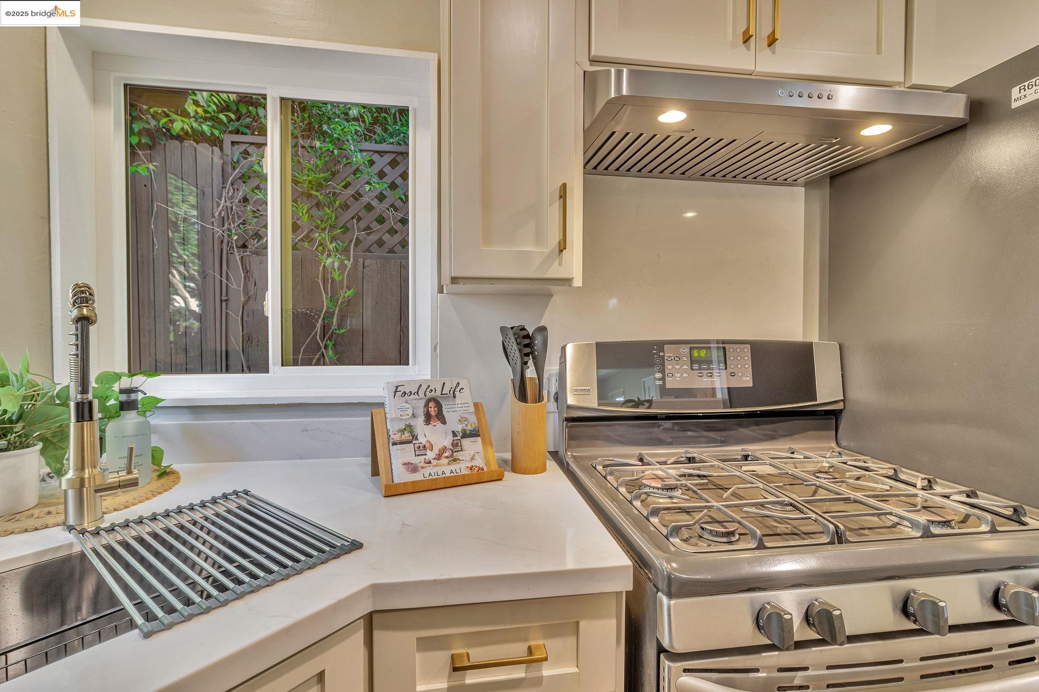 4053 Huntington