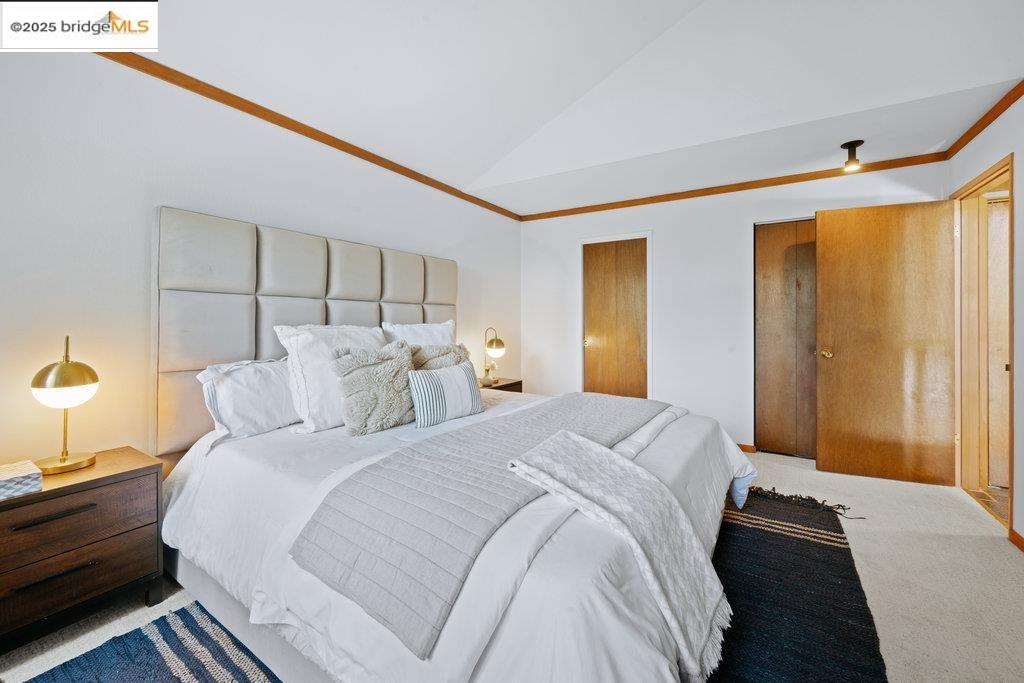 2359 Manzanita