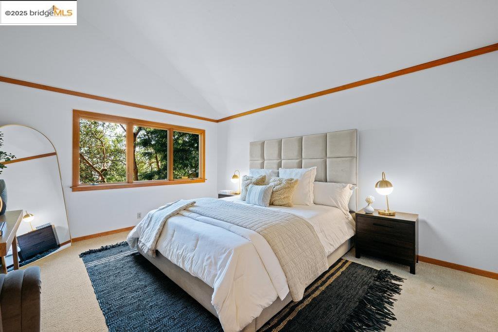 2359 Manzanita
