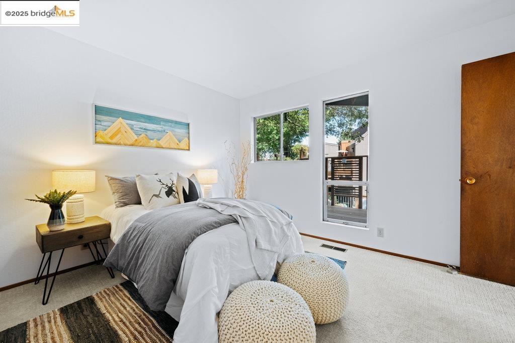 2359 Manzanita