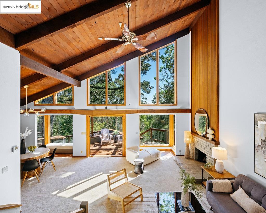 2359 Manzanita