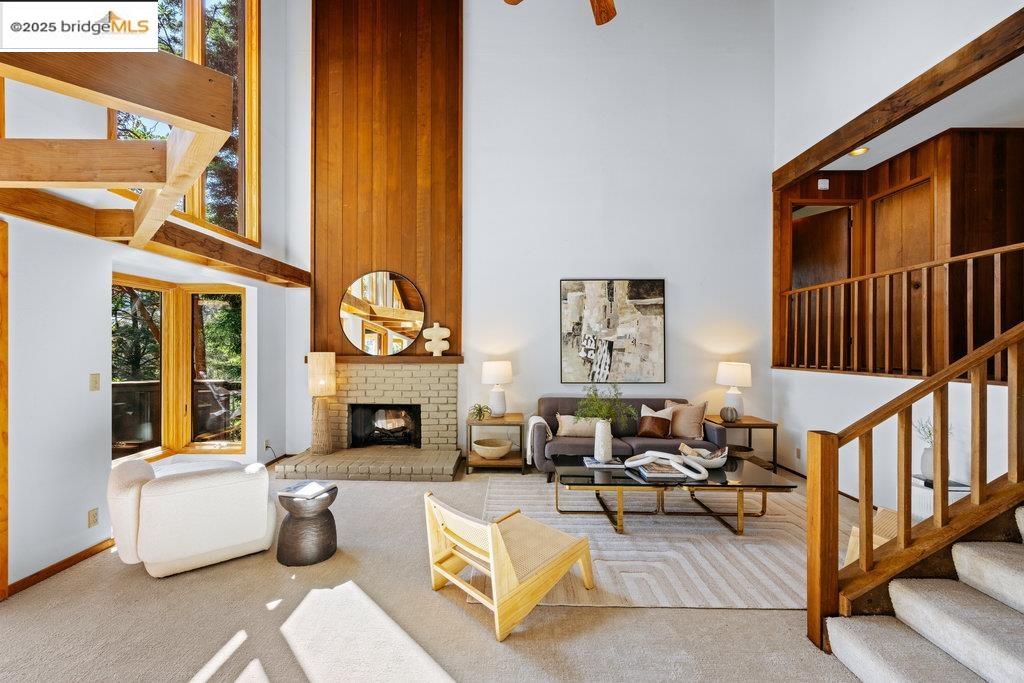 2359 Manzanita