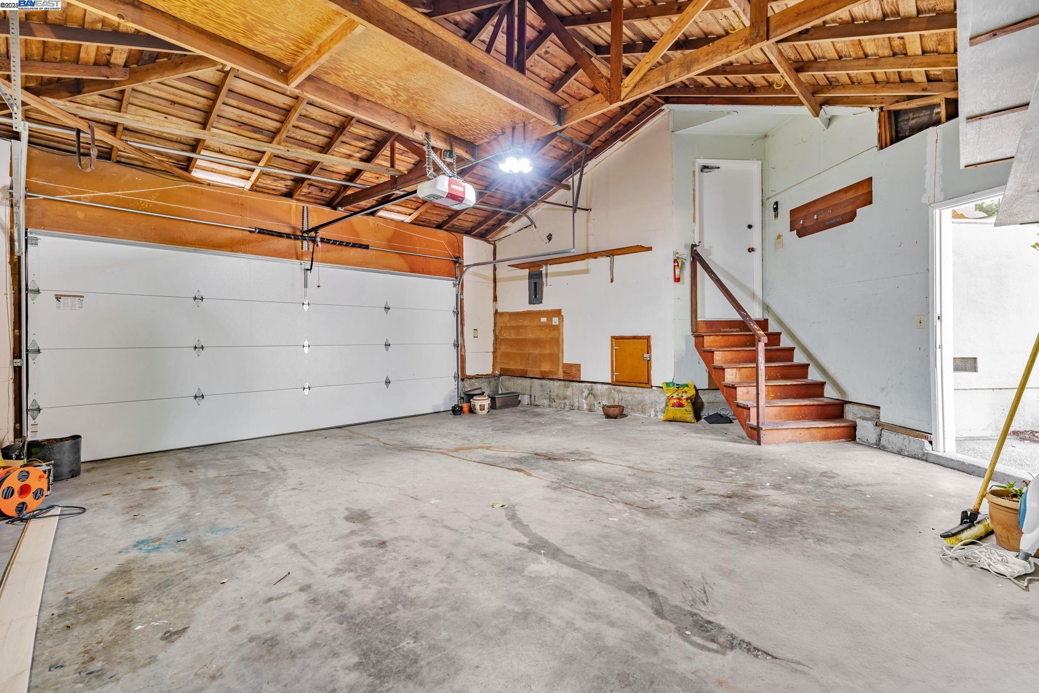 1092 Porto Marino Dr