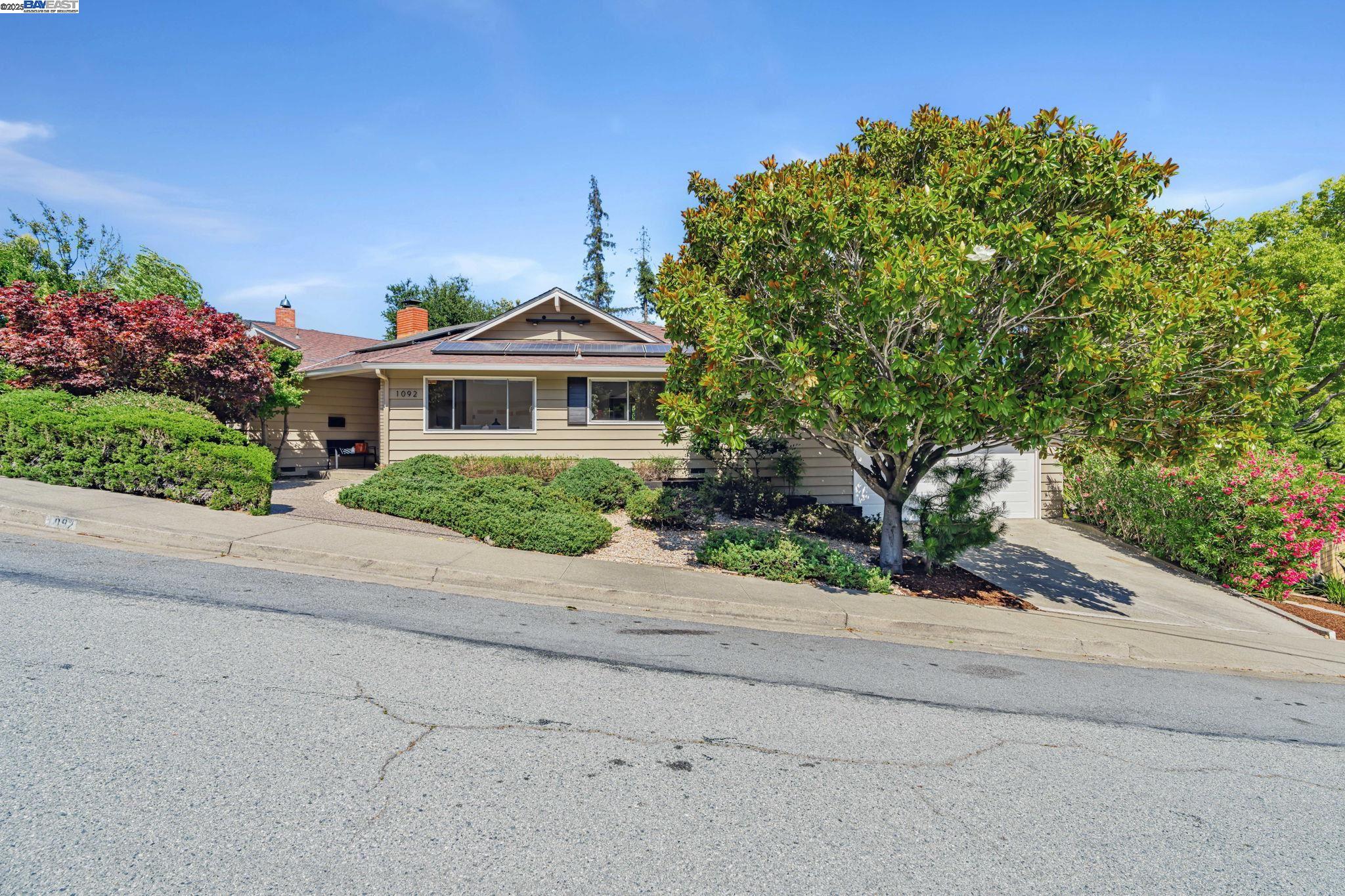 1092 Porto Marino Dr