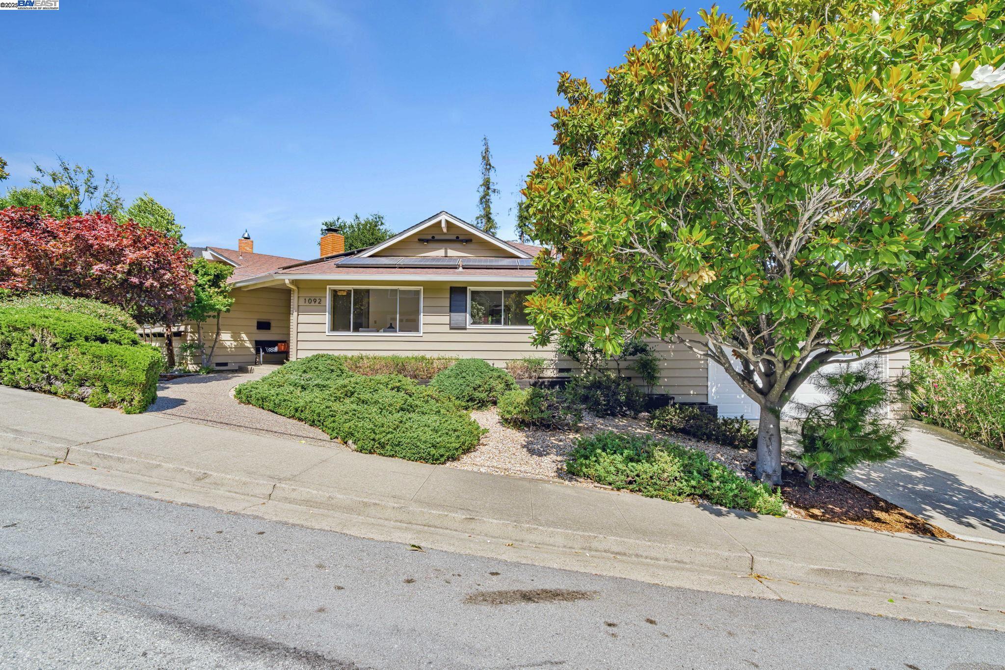 1092 Porto Marino Dr