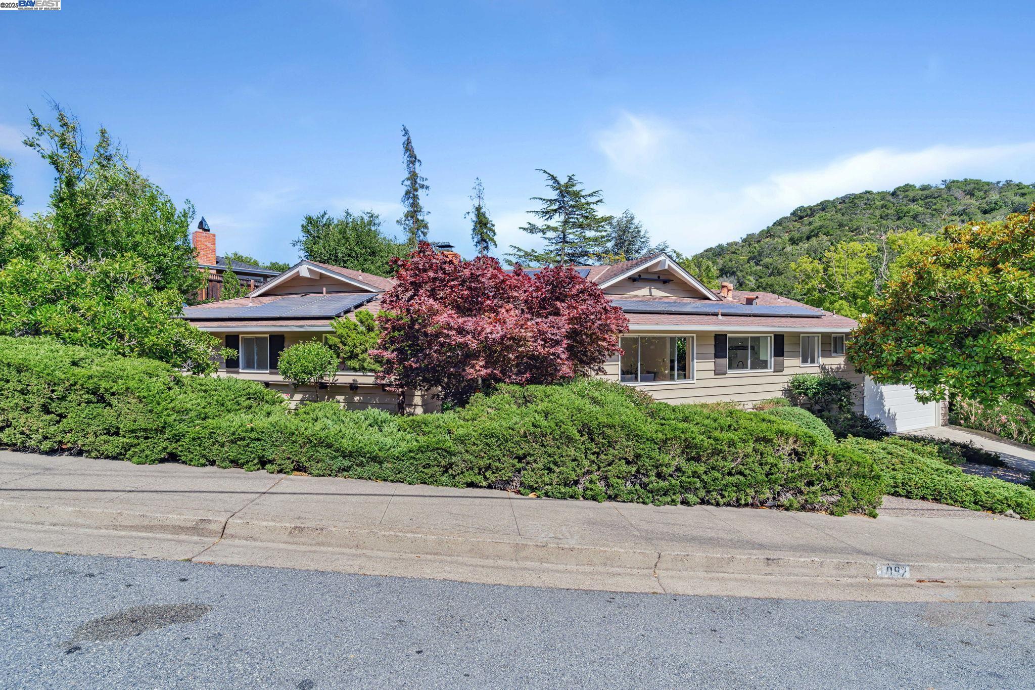 1092 Porto Marino Dr
