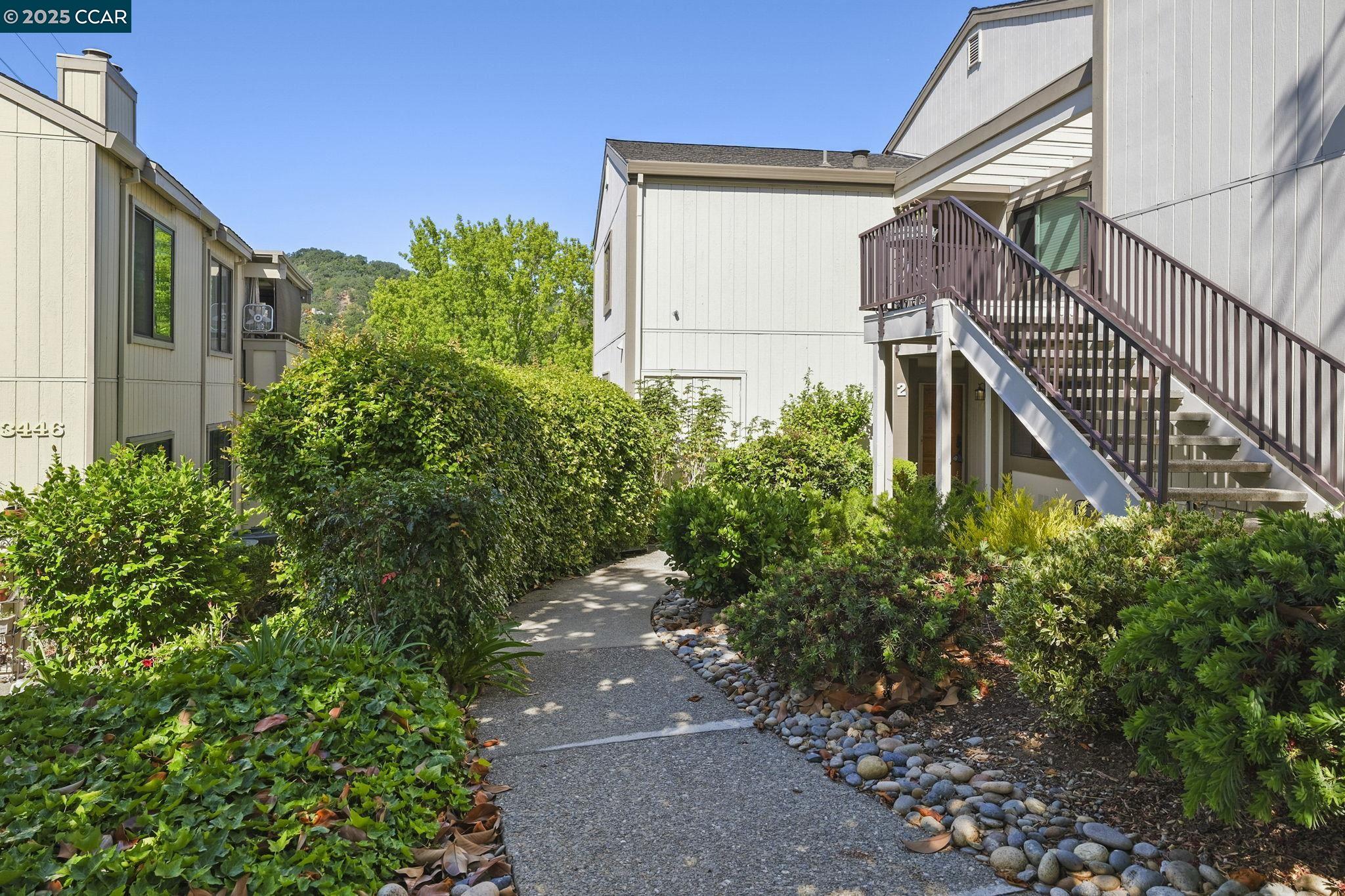 3430 Rossmoor Pkwy # 2