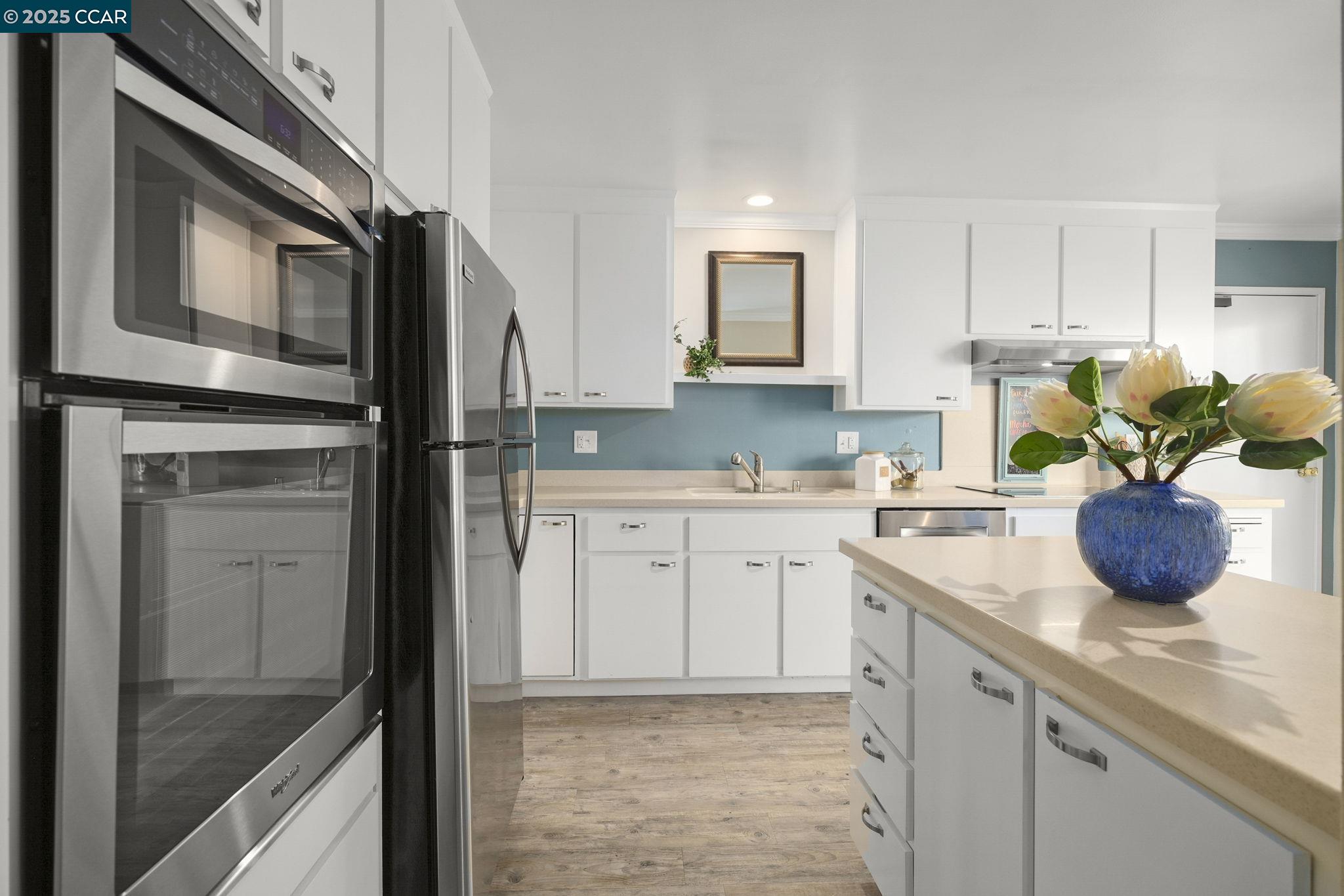 3430 Rossmoor Pkwy # 2