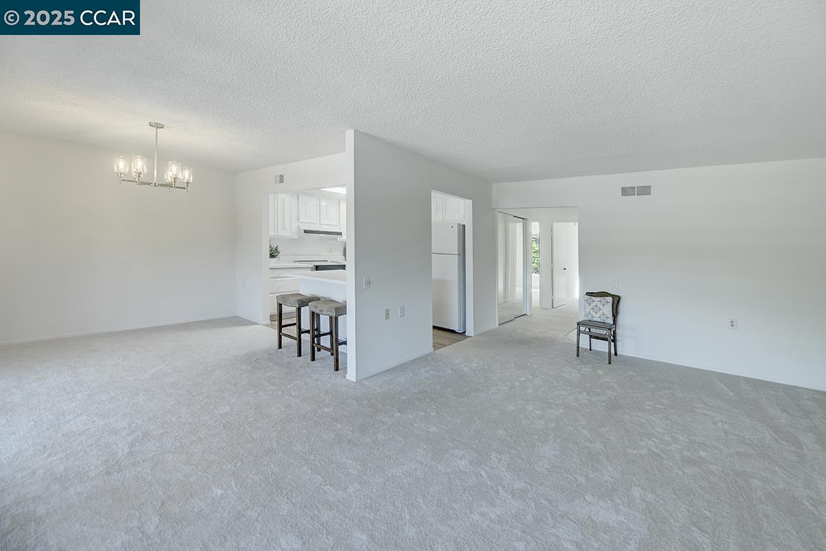 1300 Singingwood Ct. # 3