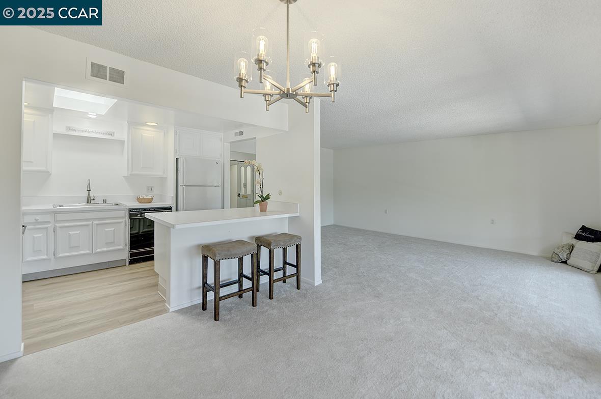 1300 Singingwood Ct. # 3