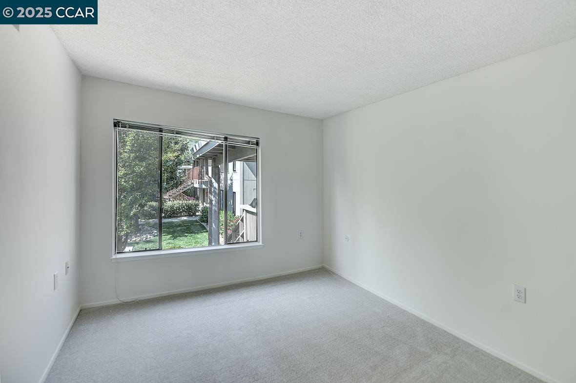 1300 Singingwood Ct. # 3