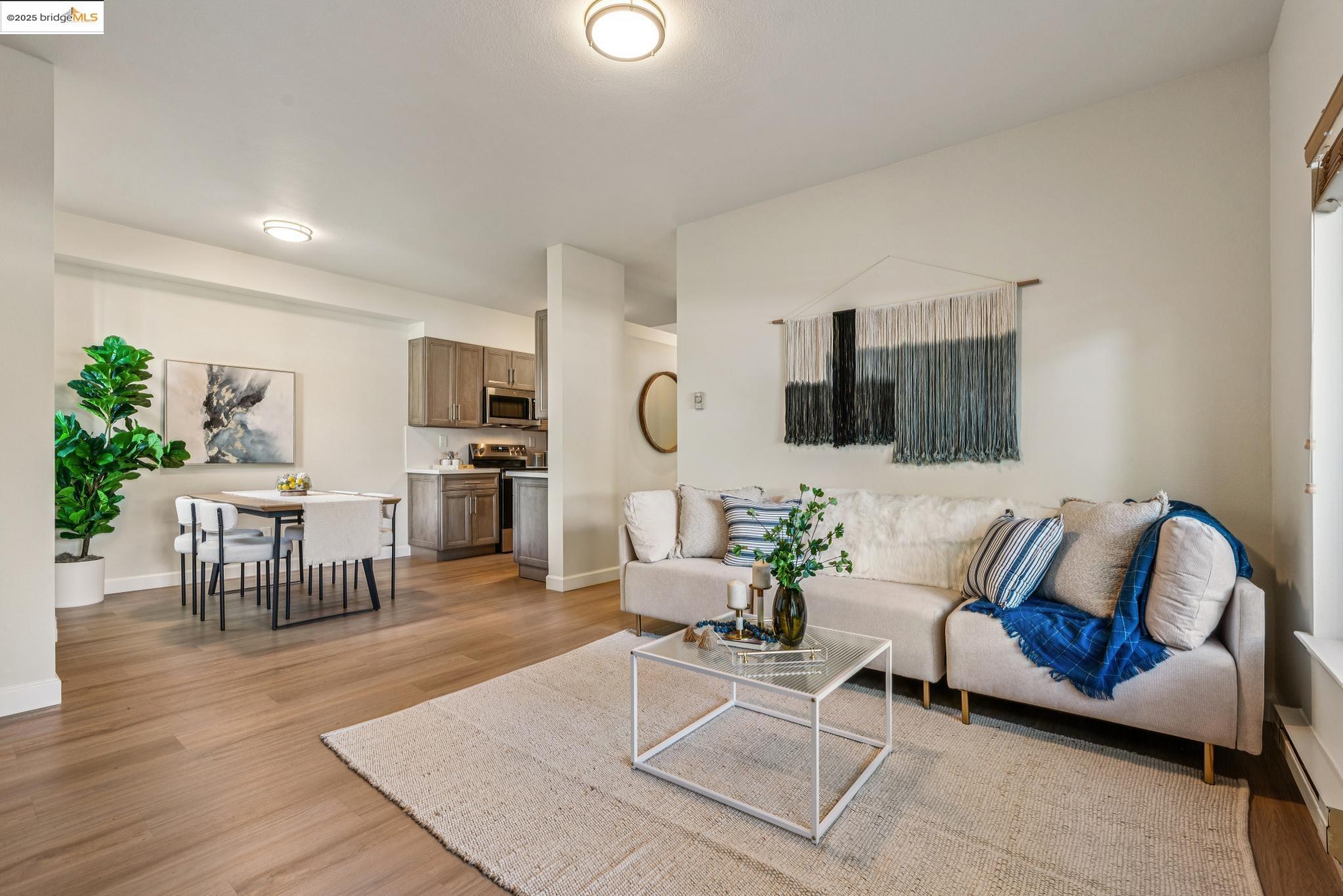 227 Marina Lakes Dr