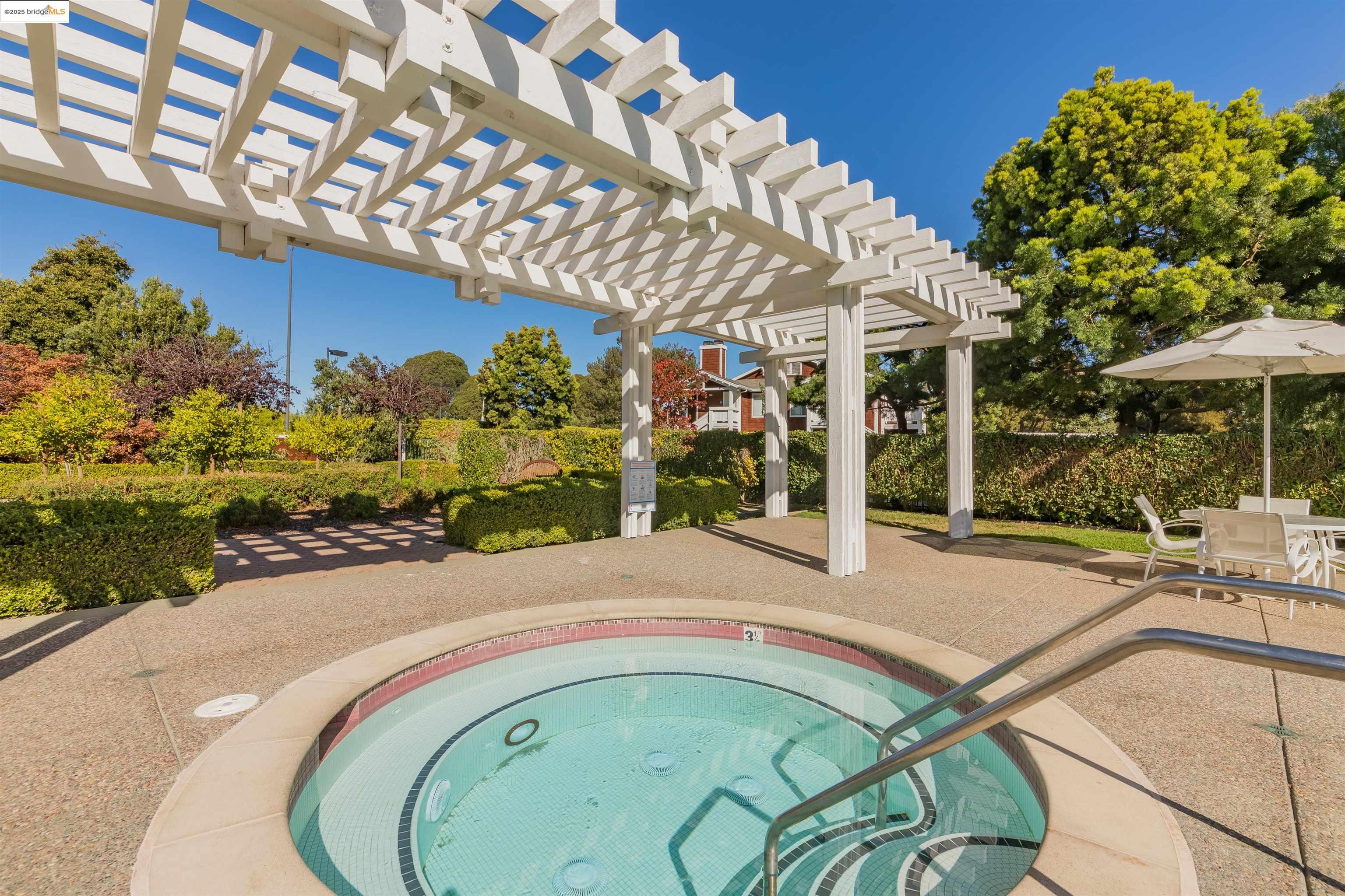 227 Marina Lakes Dr