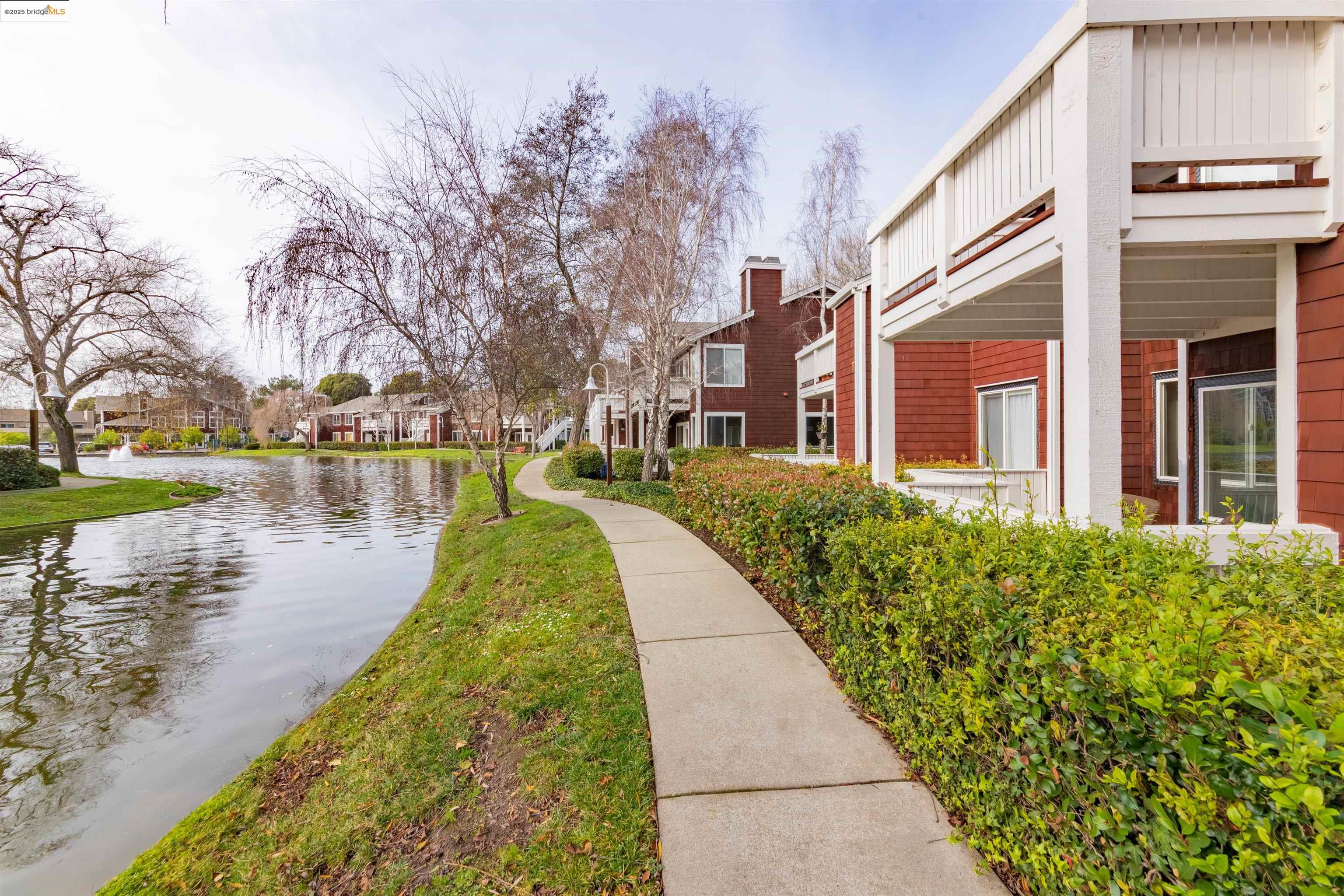 227 Marina Lakes Dr