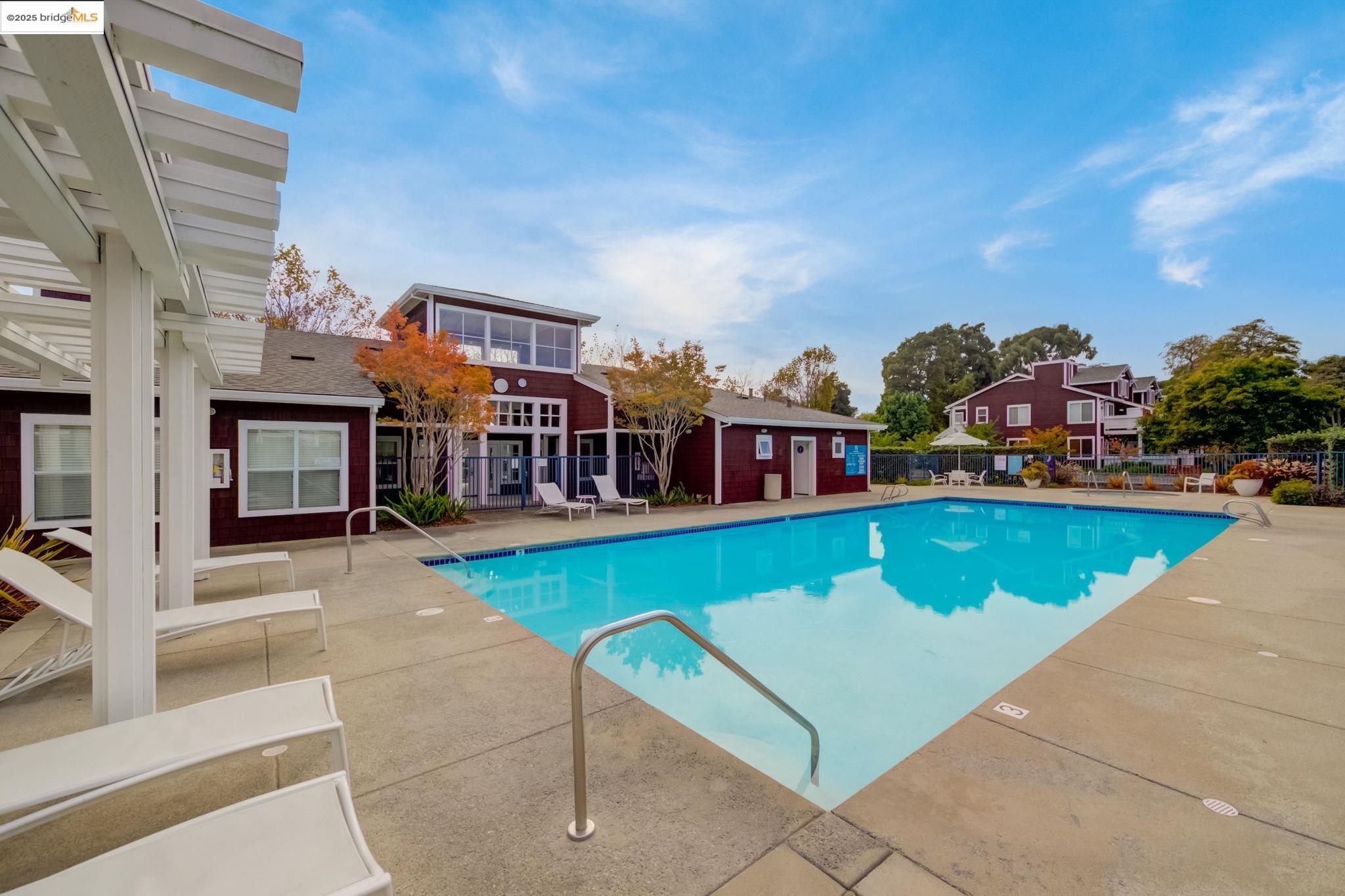 227 Marina Lakes Dr