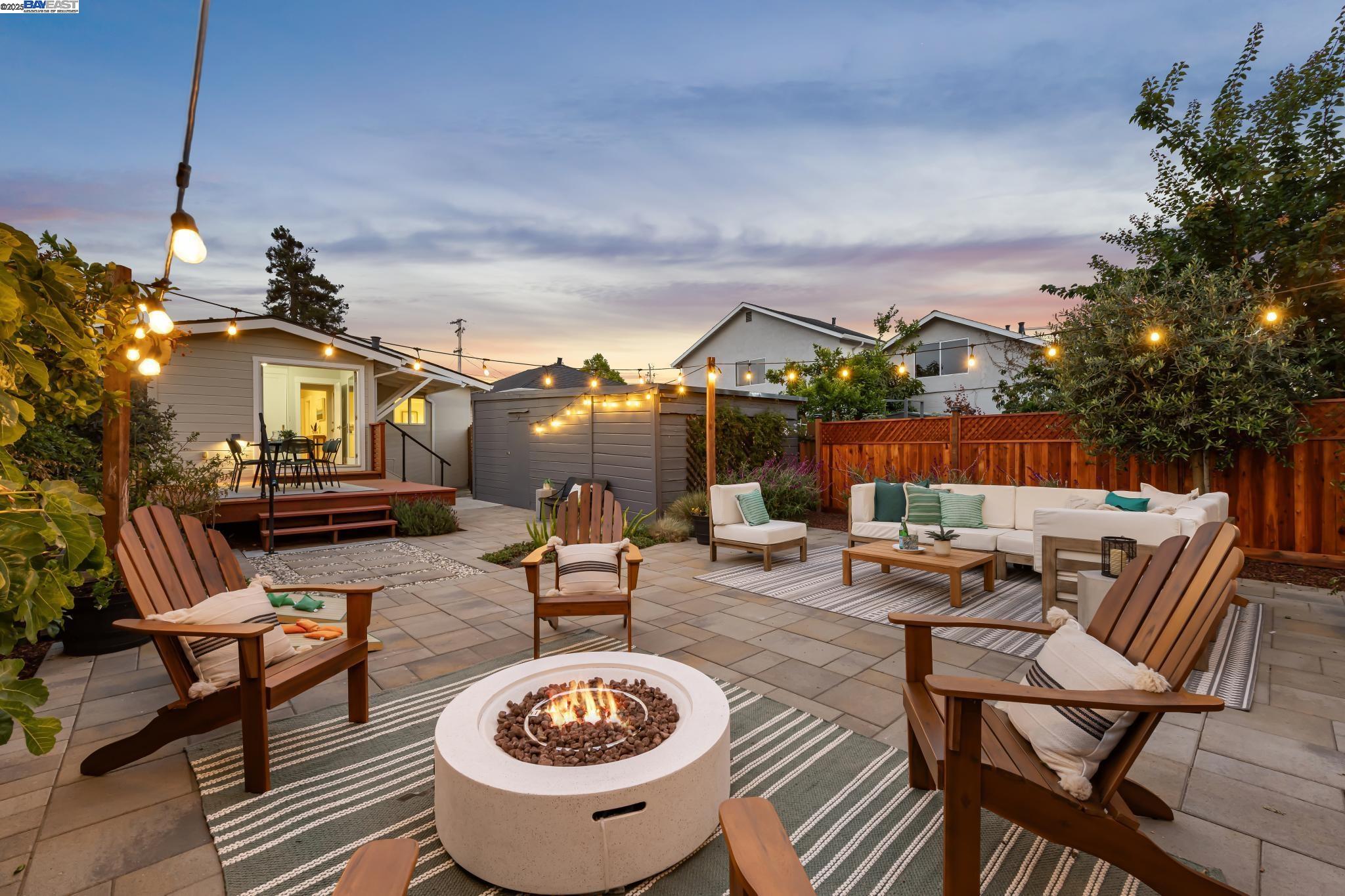 2138 Byron