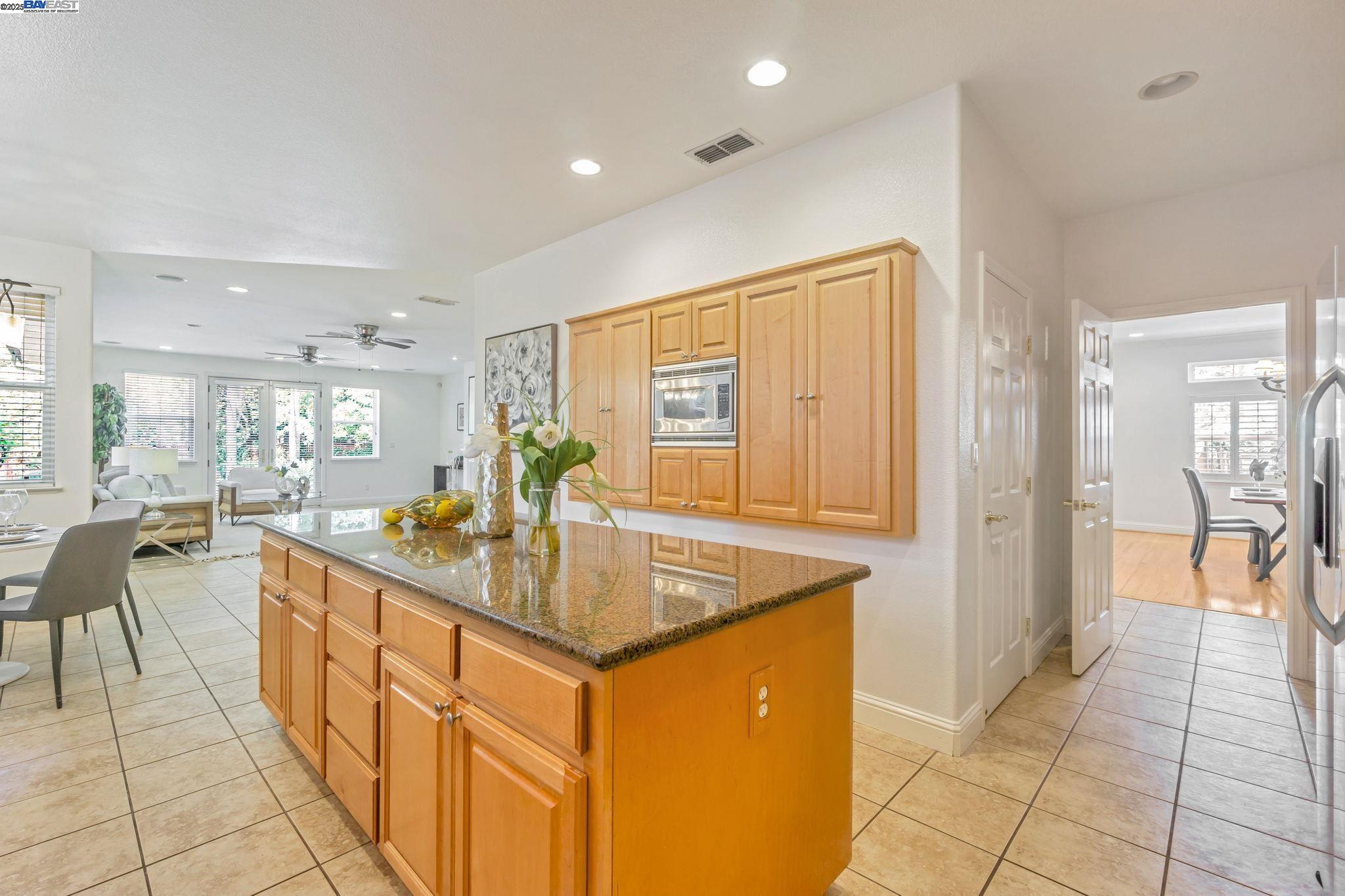 135 Cara Ct