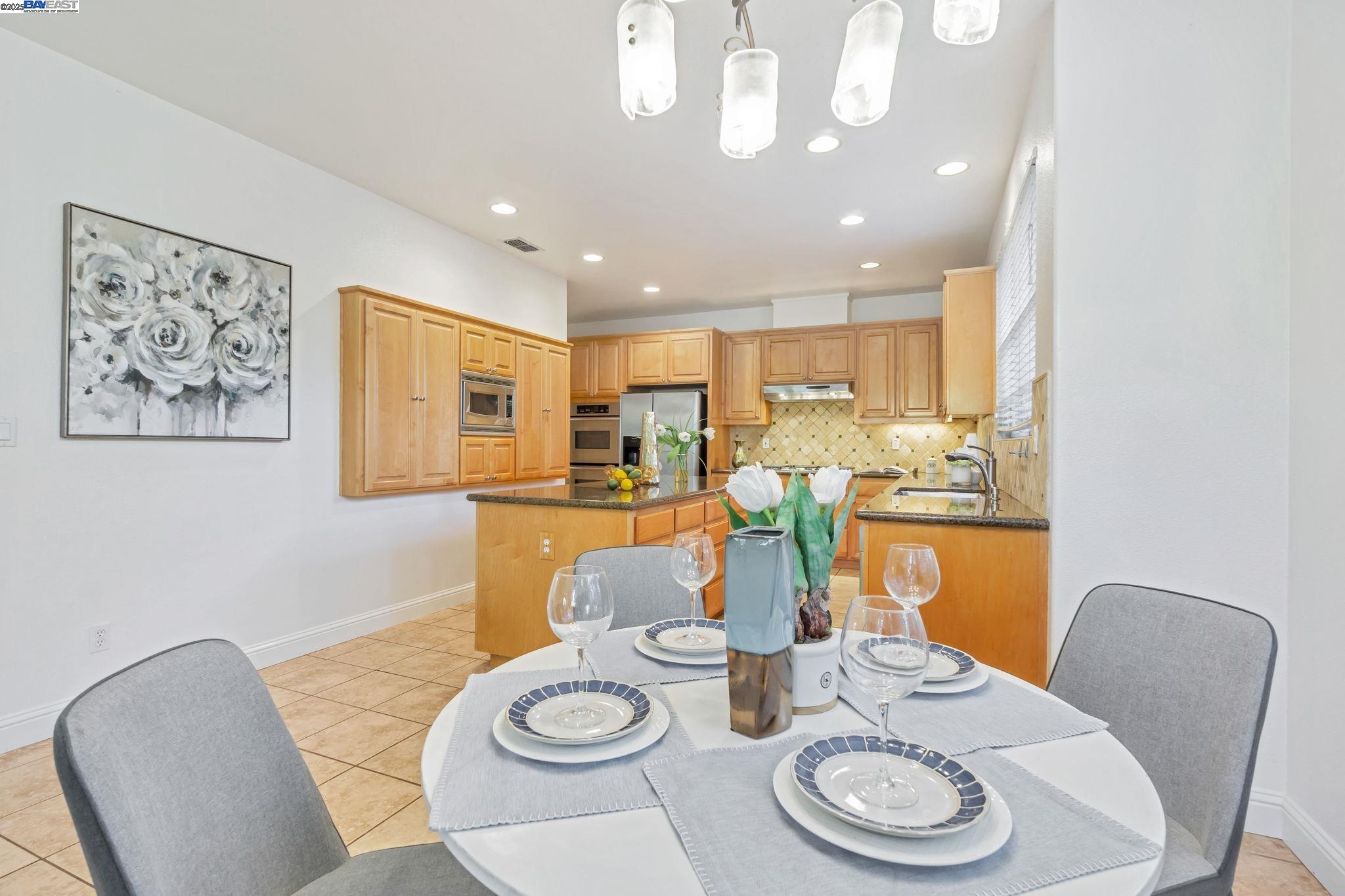 135 Cara Ct