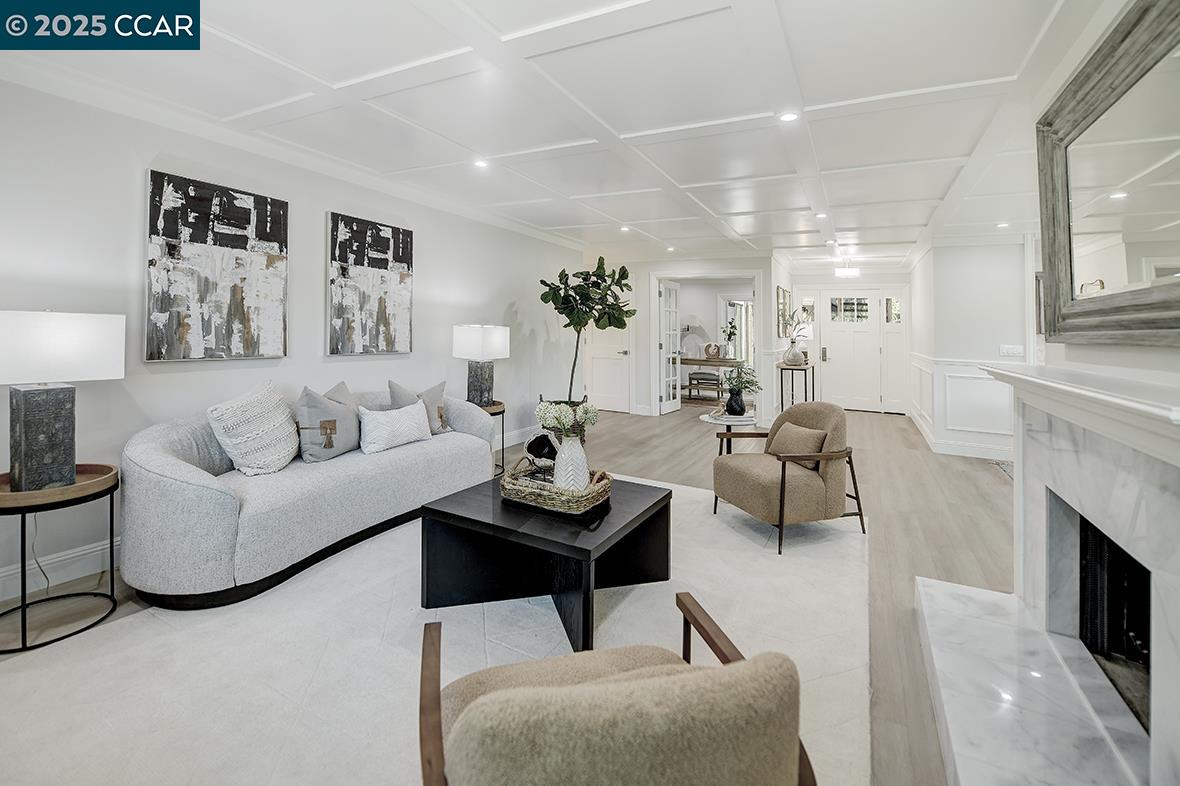 3210 Rossmoor Pkwy # 2, Walnut Creek Unit: 2