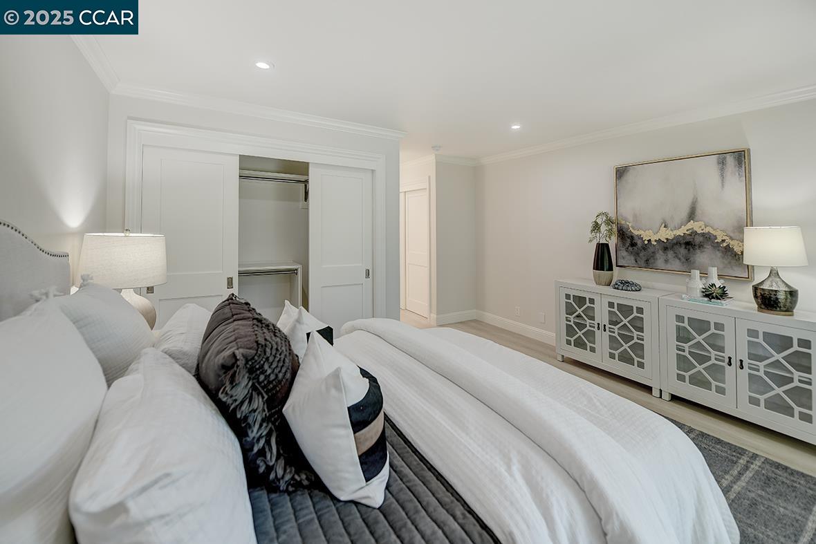 3210 Rossmoor Pkwy # 2, Walnut Creek Unit: 2