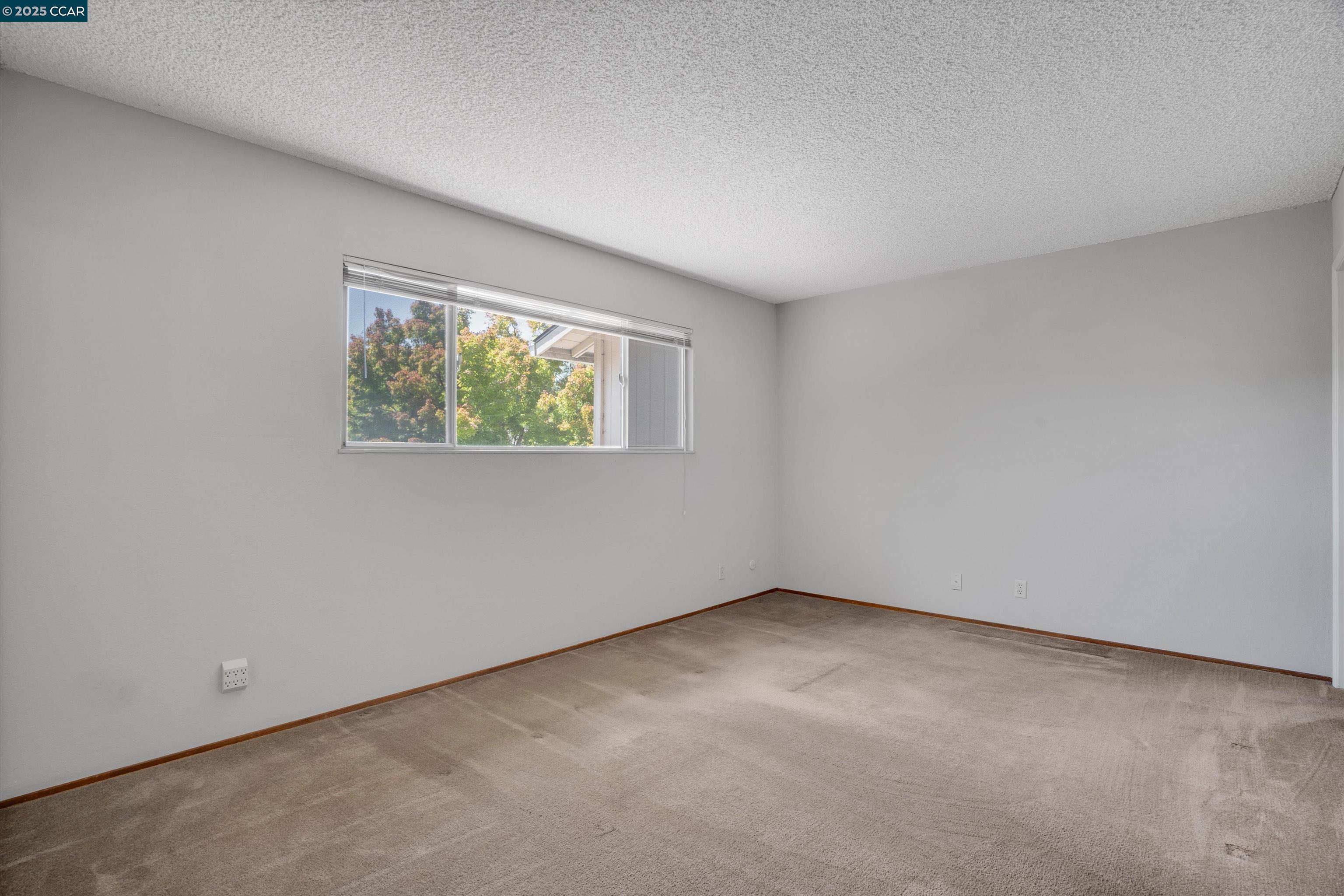663 Abrigo Ct
