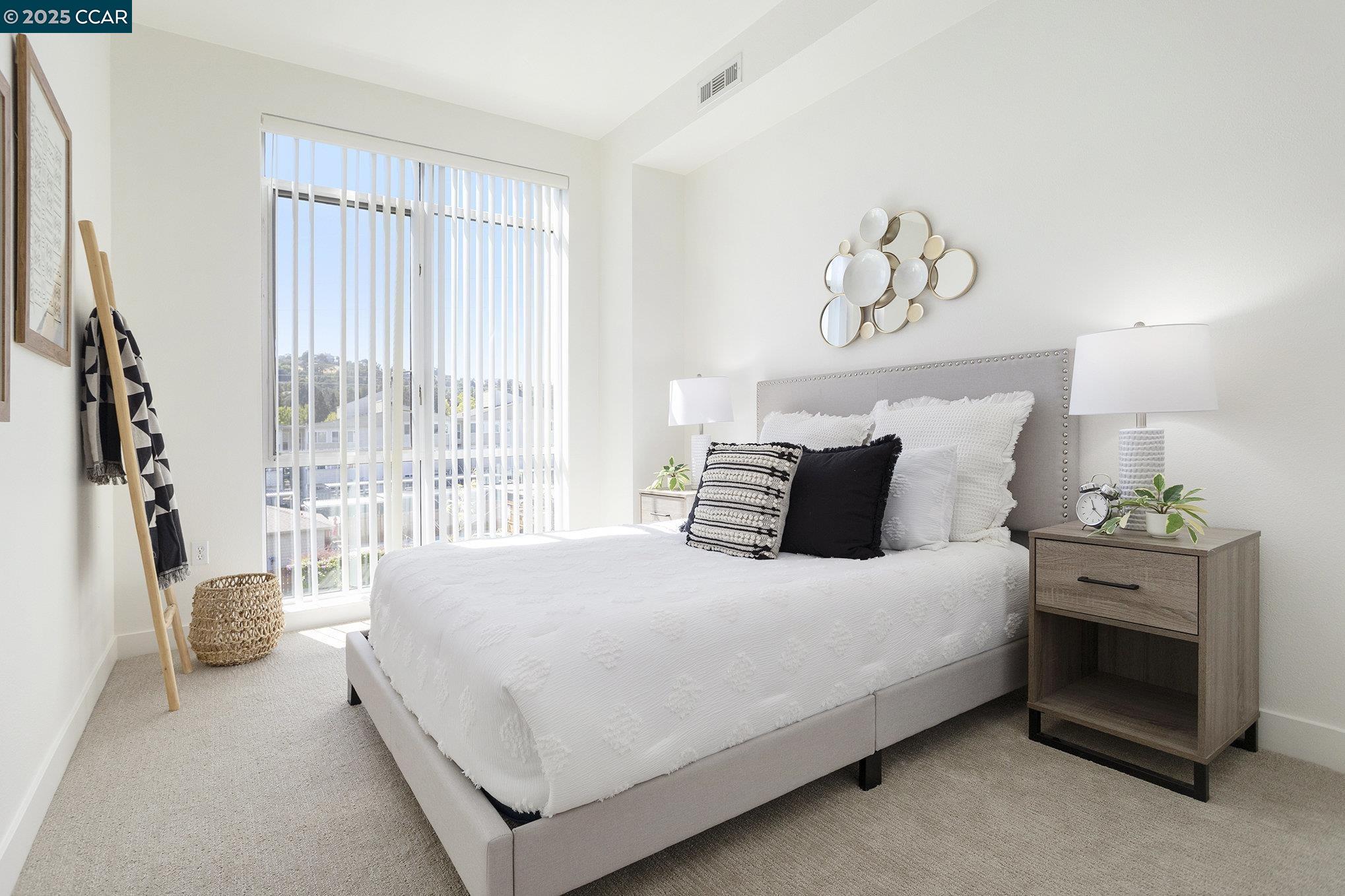 1655 N CALIFORNIA # 450