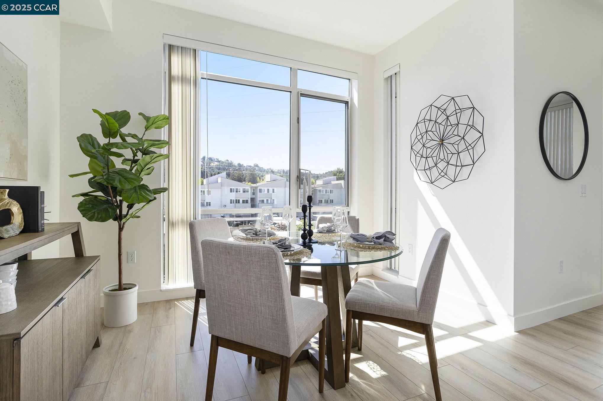 1655 N CALIFORNIA # 450