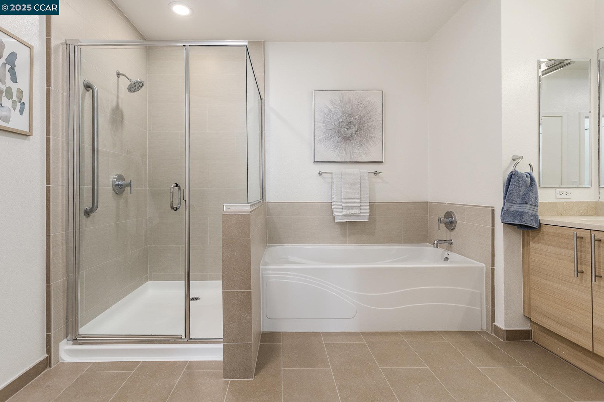 1655 N CALIFORNIA # 450