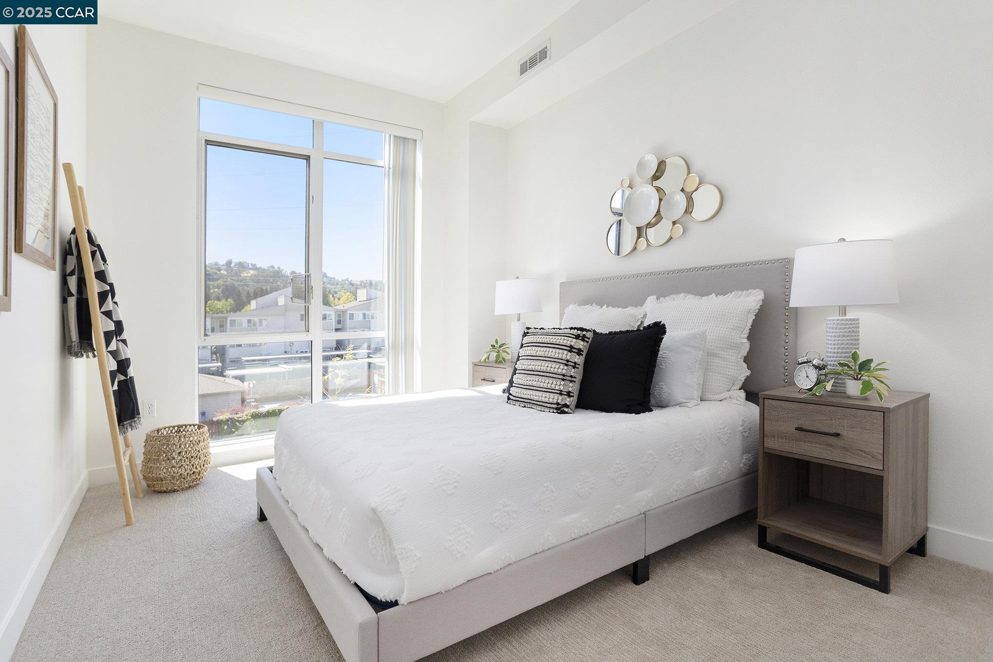 1655 N CALIFORNIA # 450