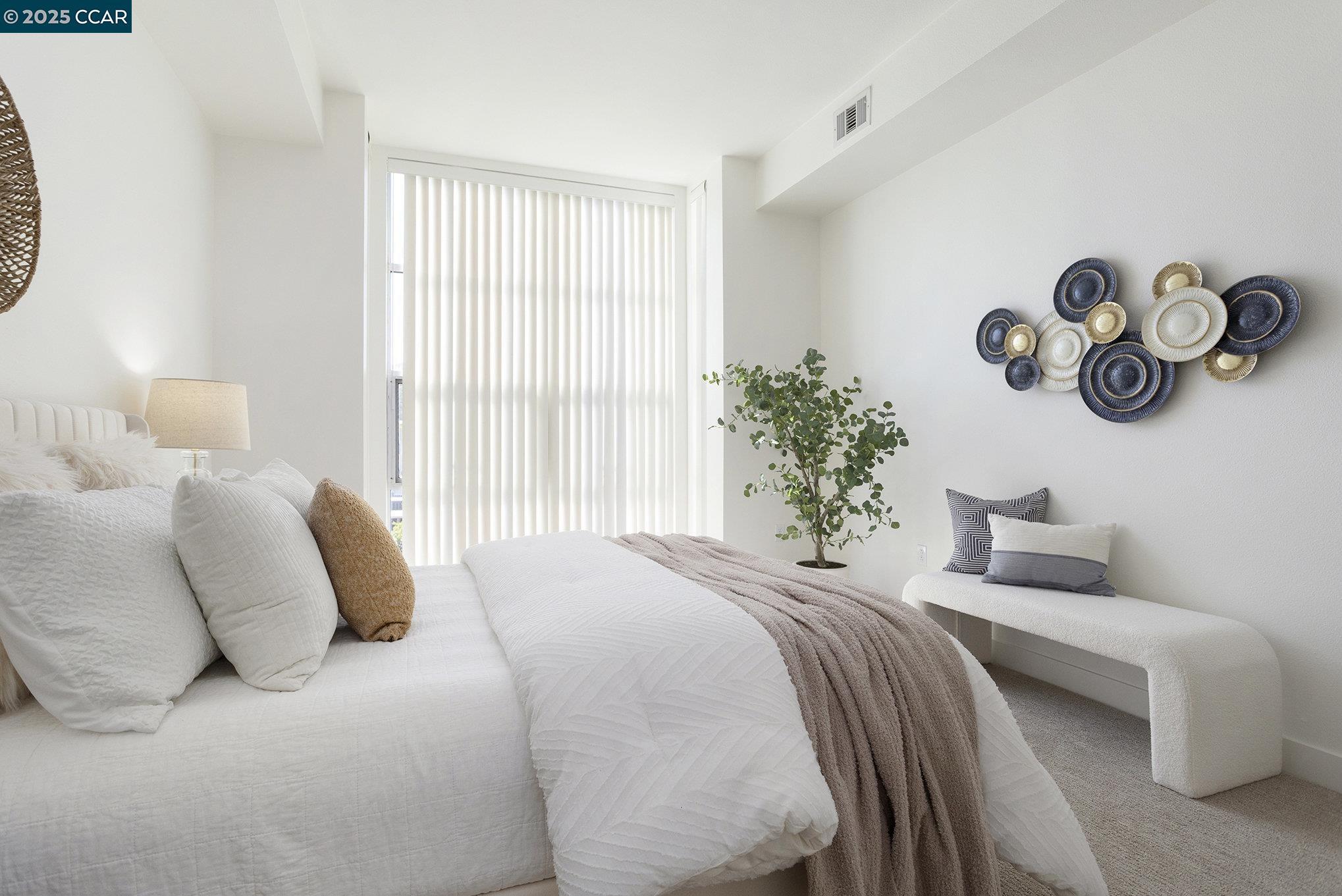 1655 N CALIFORNIA # 450