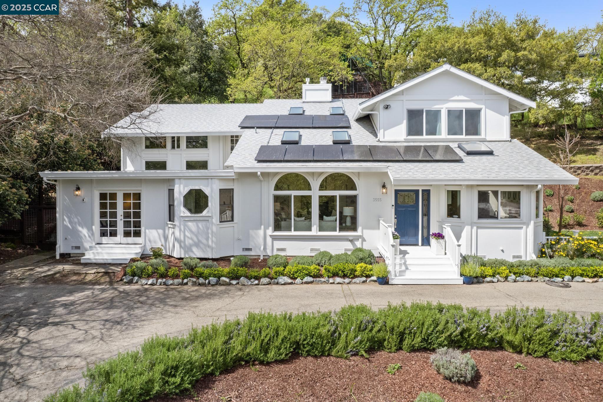 3555 Old Mountain View Dr