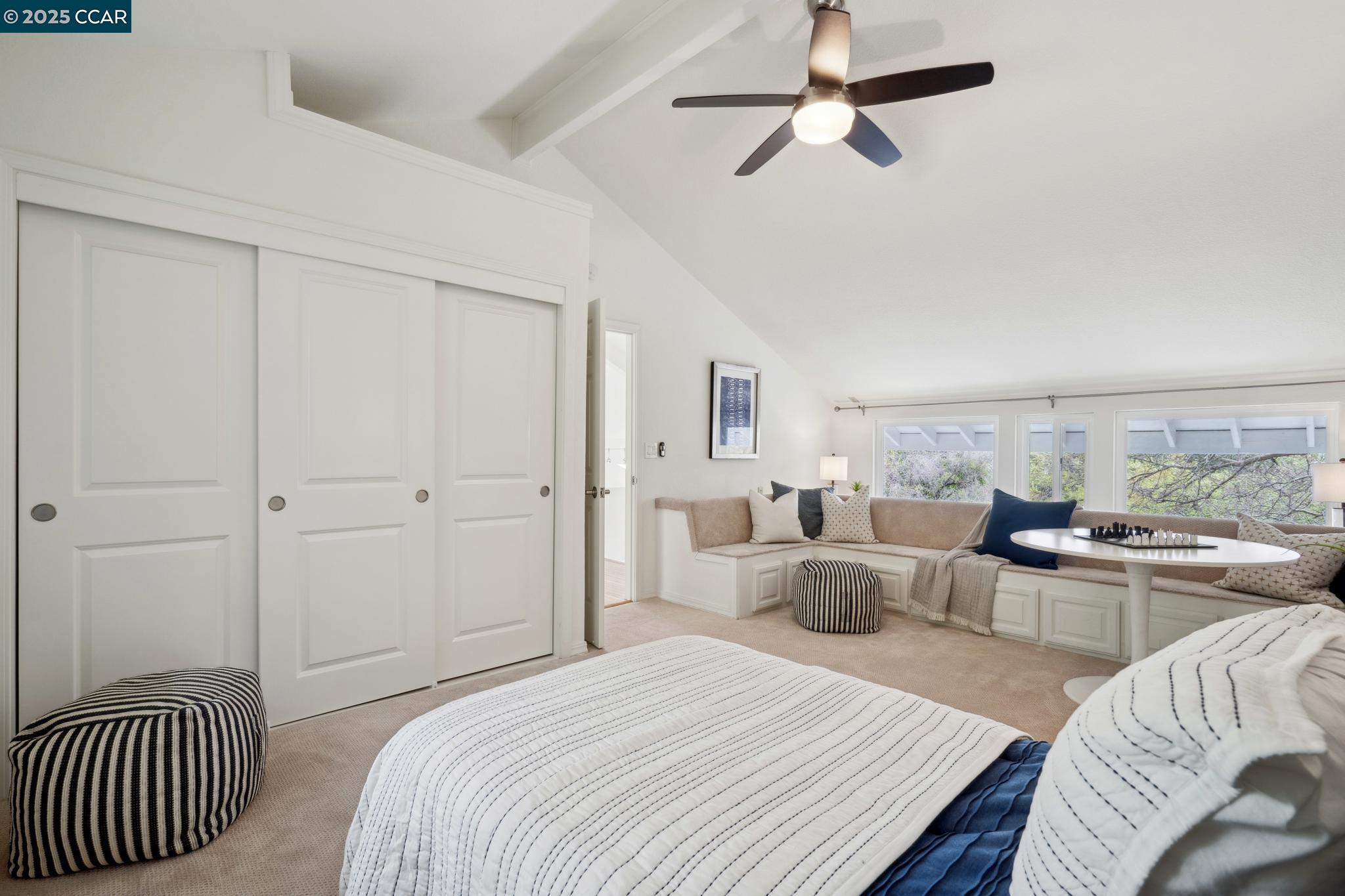 3555 Old Mountain View Dr